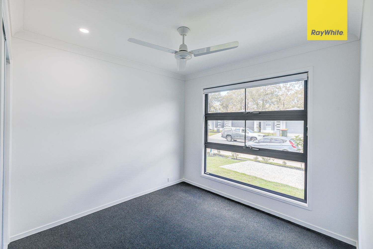 1/100 Pierro Street, Logan Reserve, QLD 4133