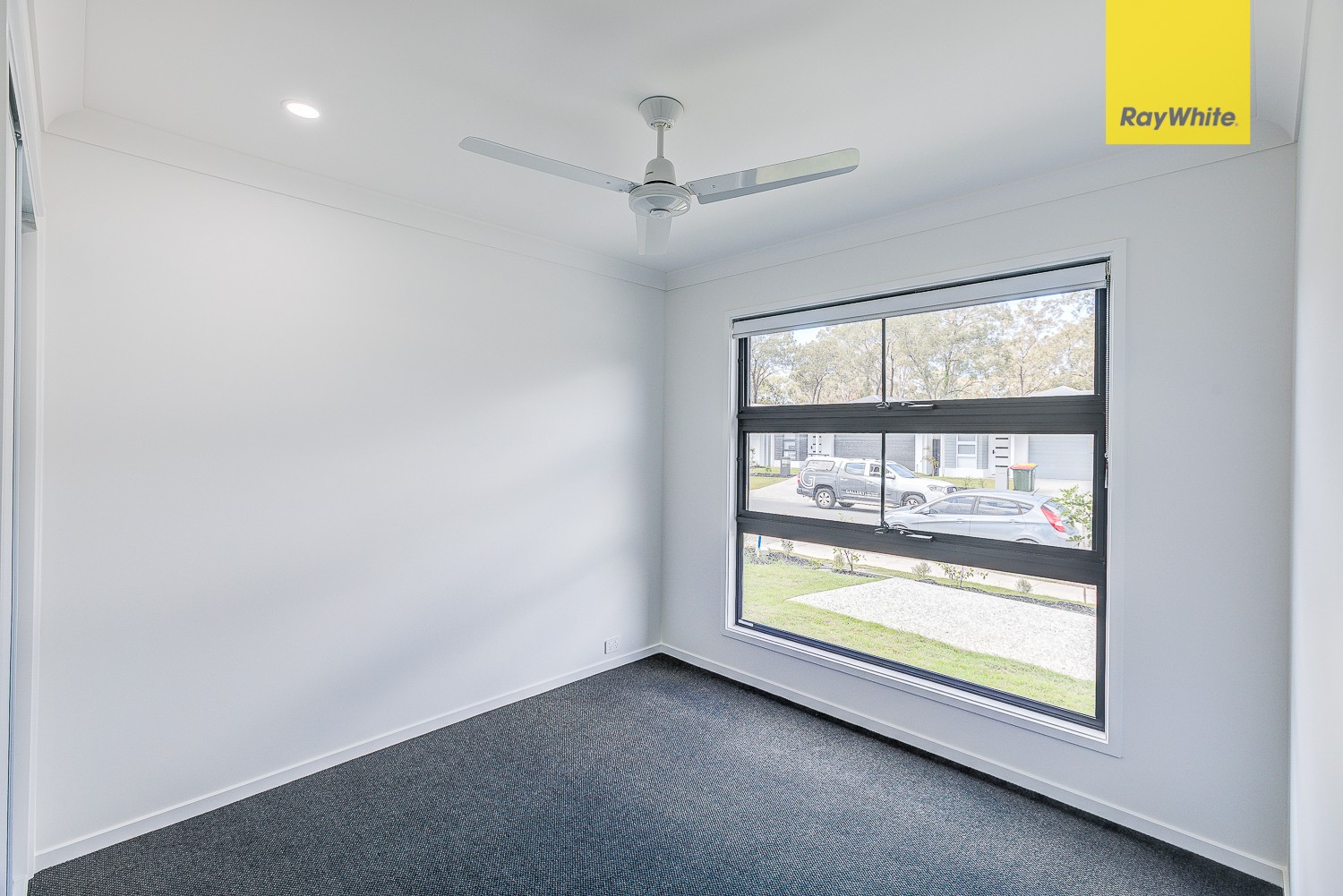 1/100 Pierro Street, Logan Reserve, QLD 4133