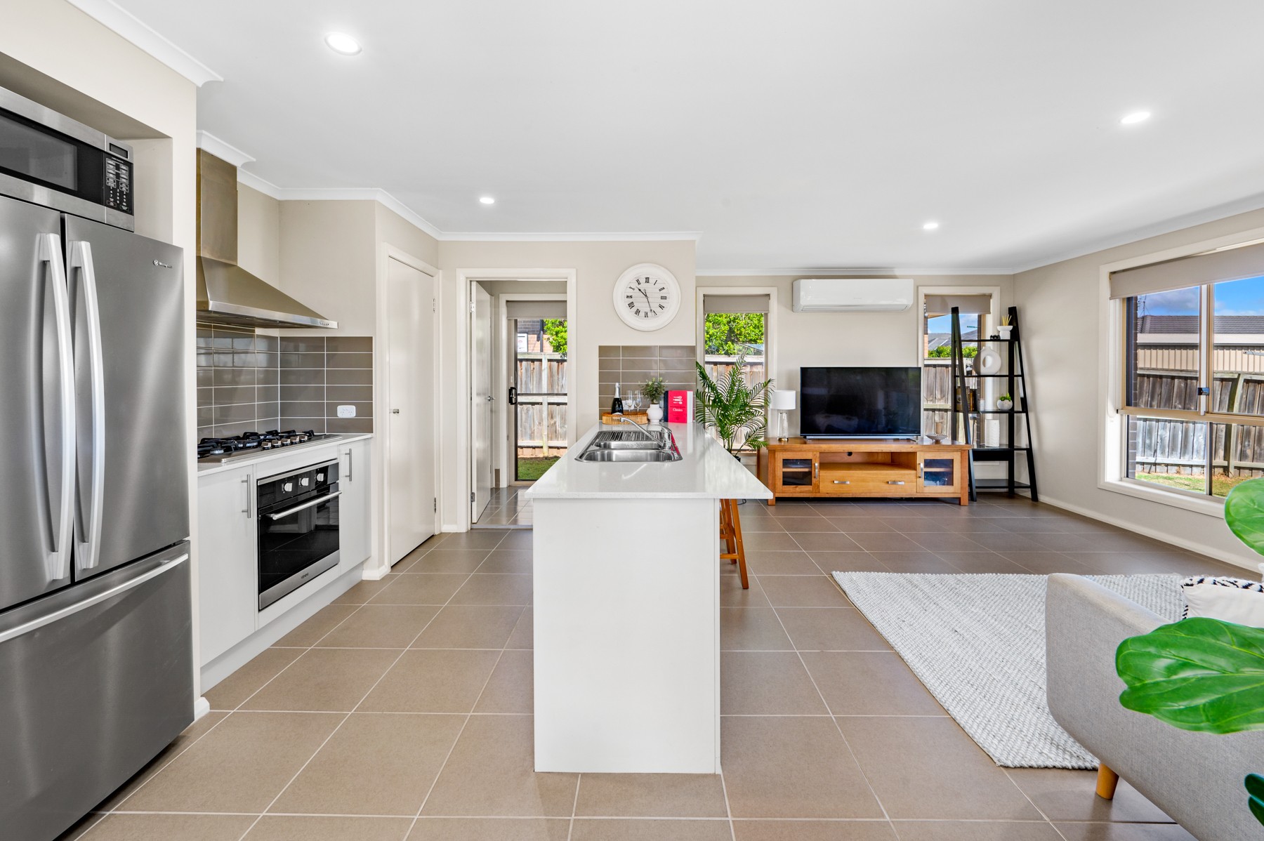 14 Finch Crescent, Aberglasslyn, NSW 2320
