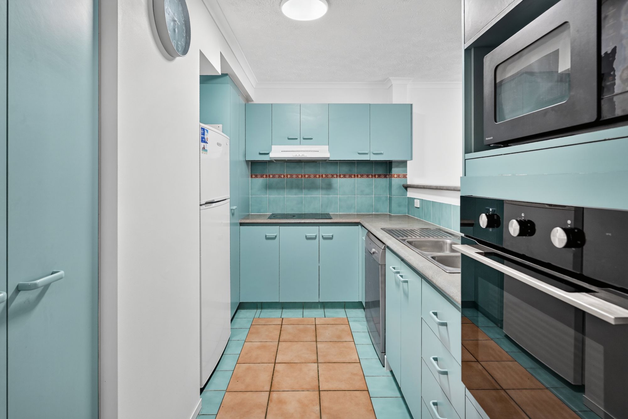 24/49-53 Peninsular Drive — photo 10 of 25