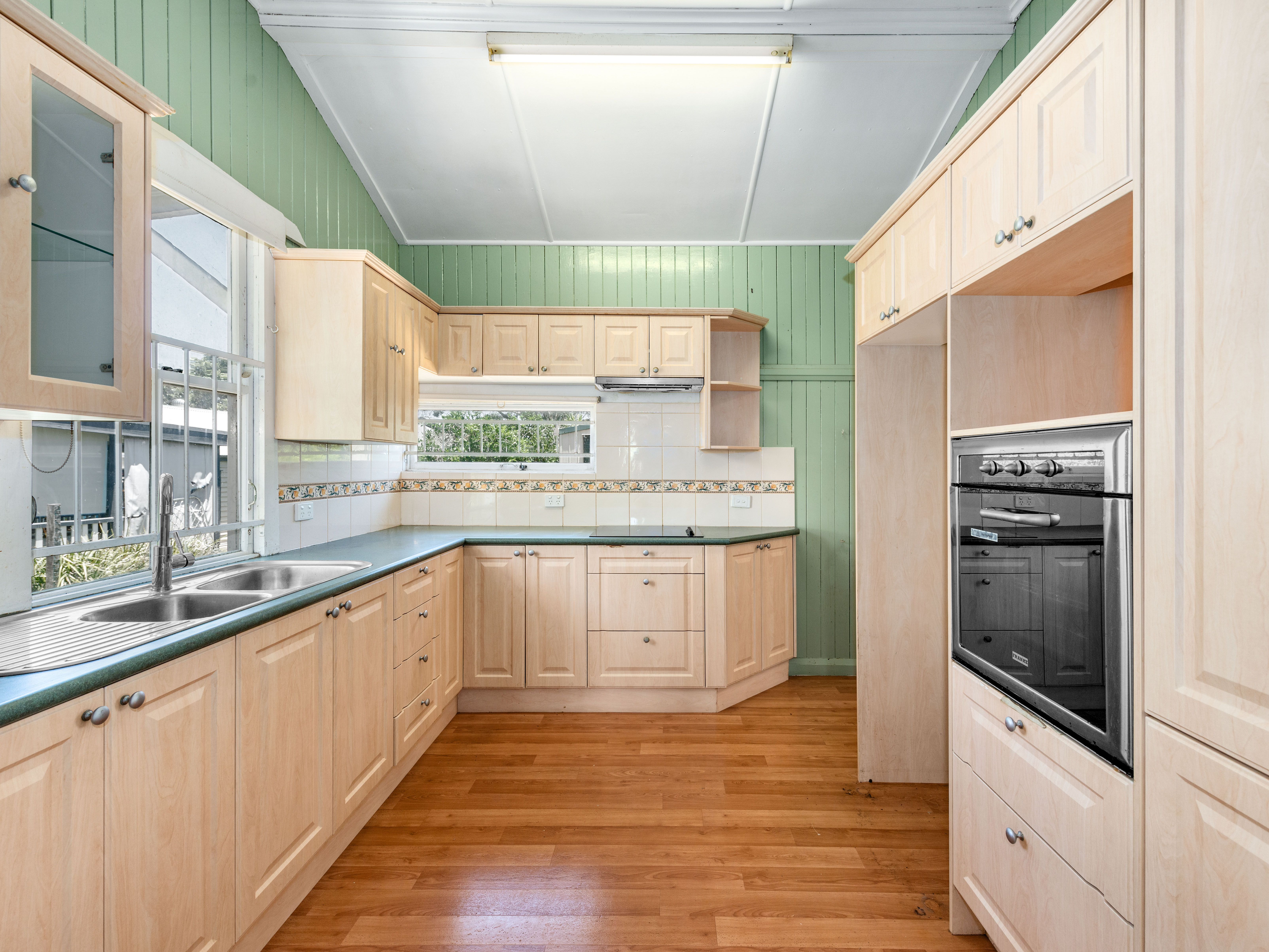 19 Frobisher Street, Ashgrove, QLD 4060