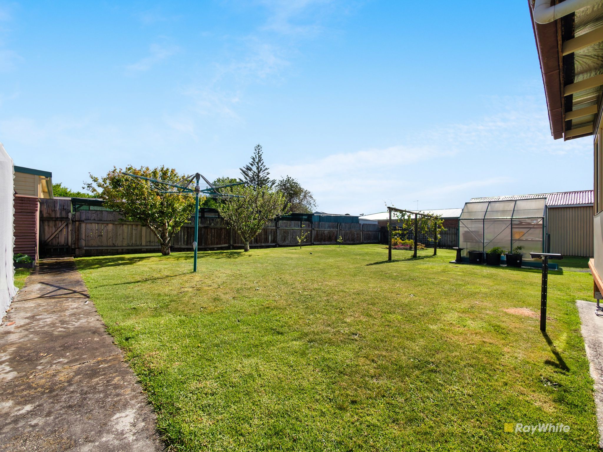 15 Jenner Street — photo 14 of 15