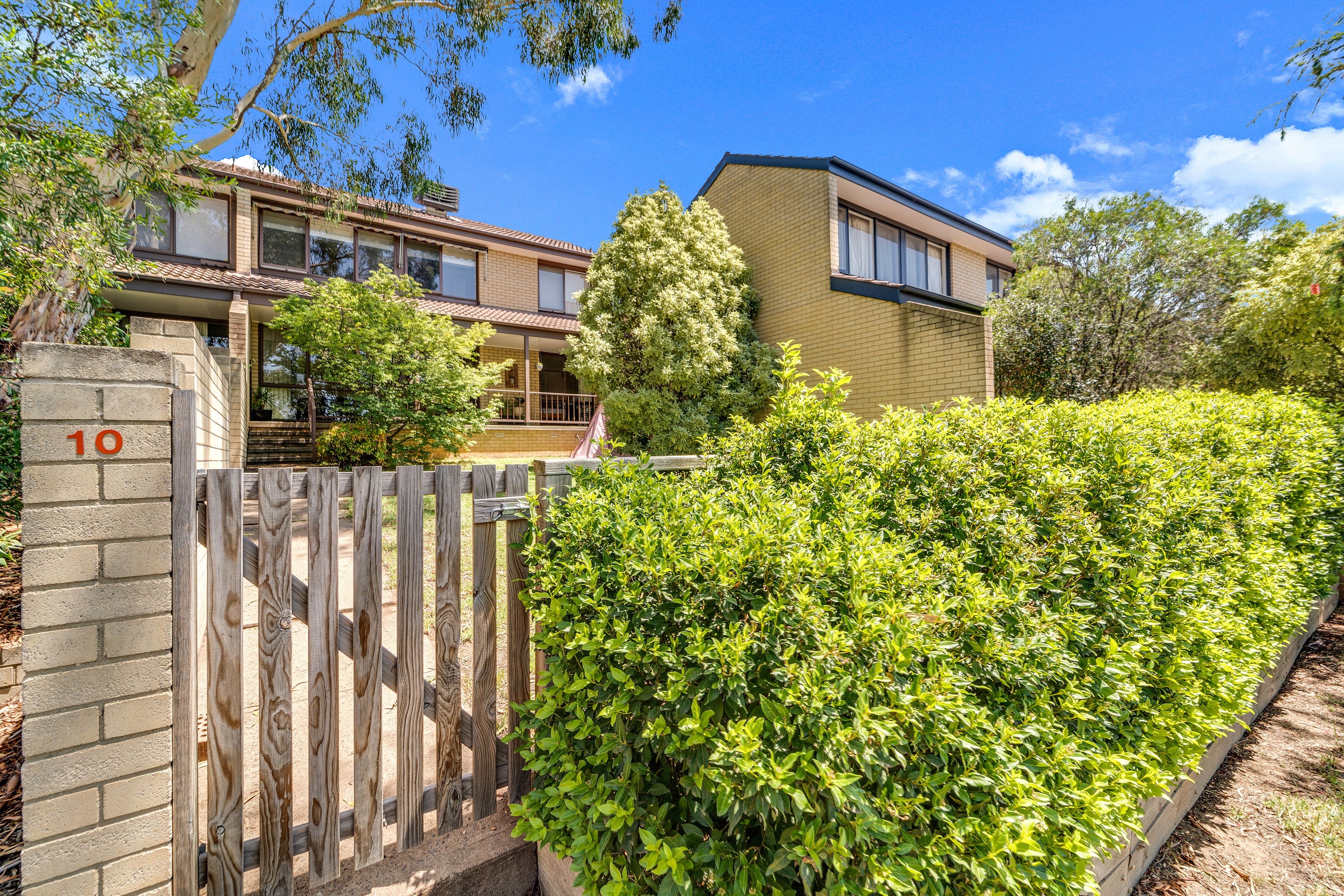 10 Teague Street, Cook, ACT 2614