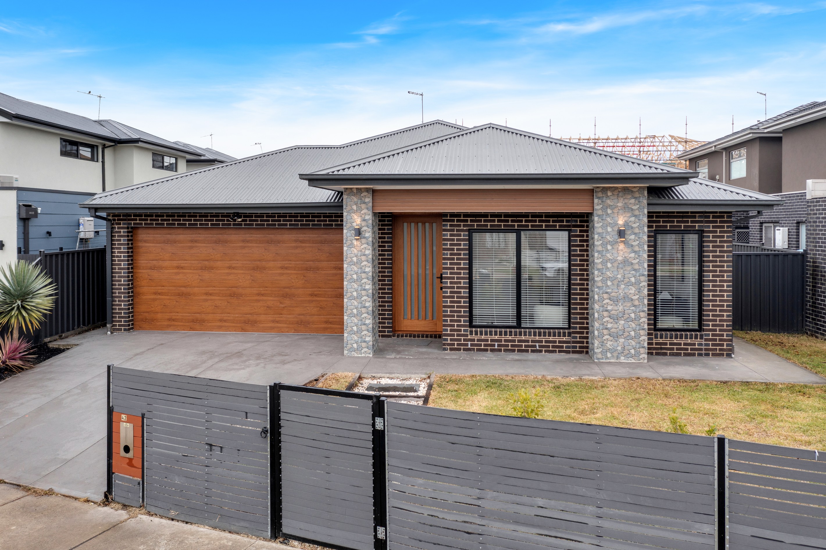42 Arena Avenue, Roxburgh Park, VIC 3064