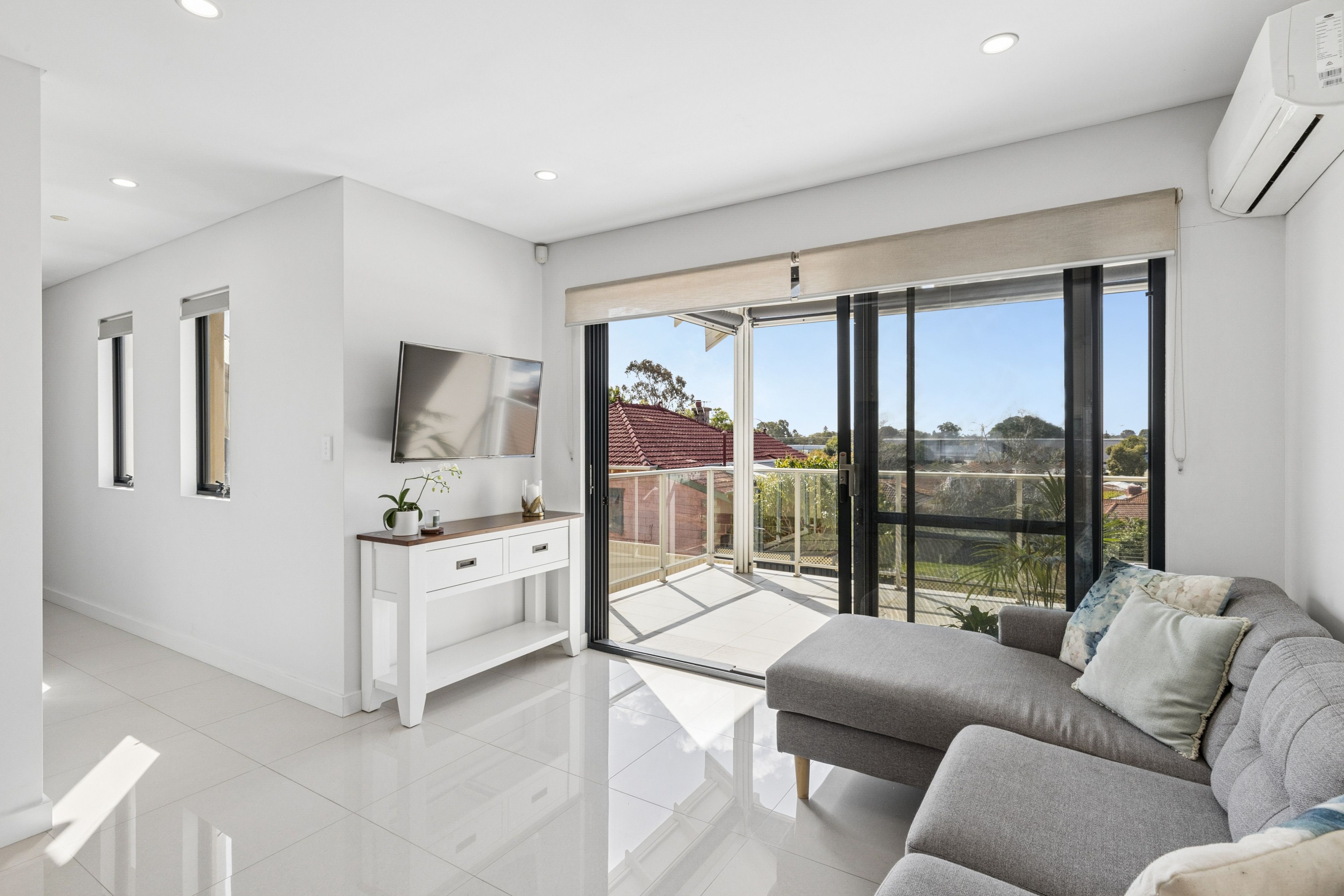 15/42 Oats Street — photo 8 of 27
