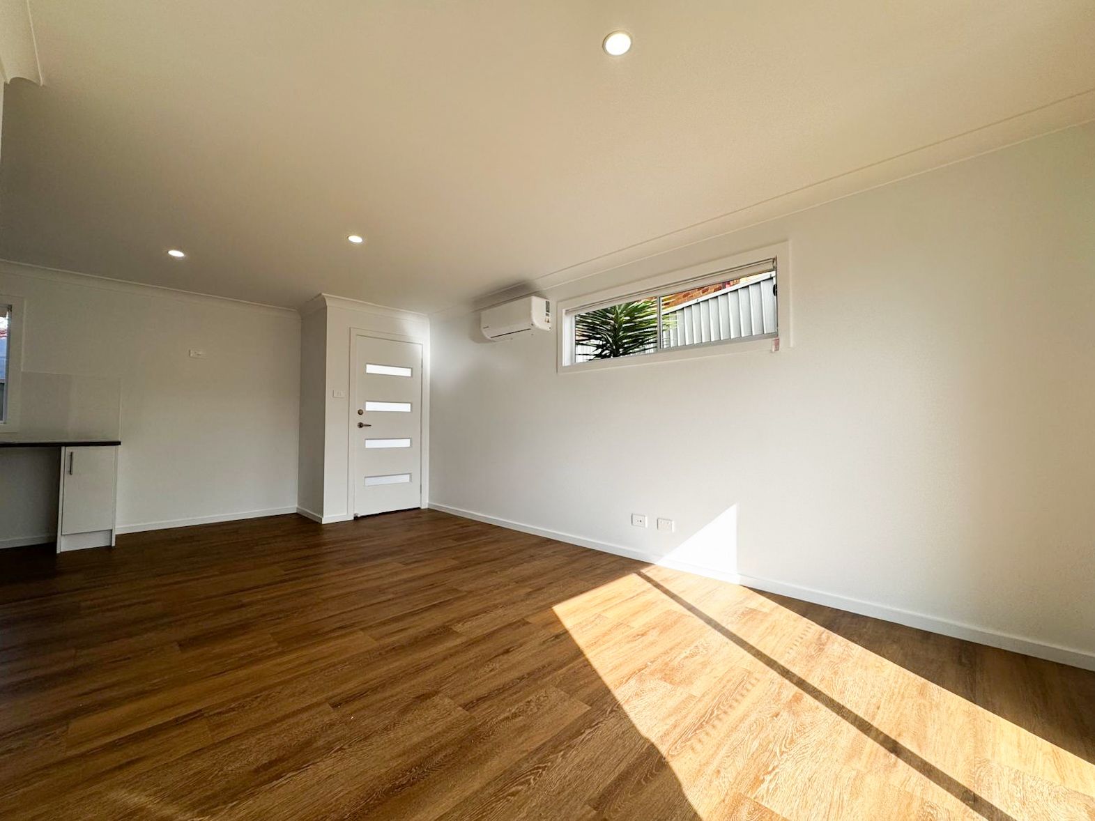 61a Donalbain Street, Rosemeadow, NSW 2560