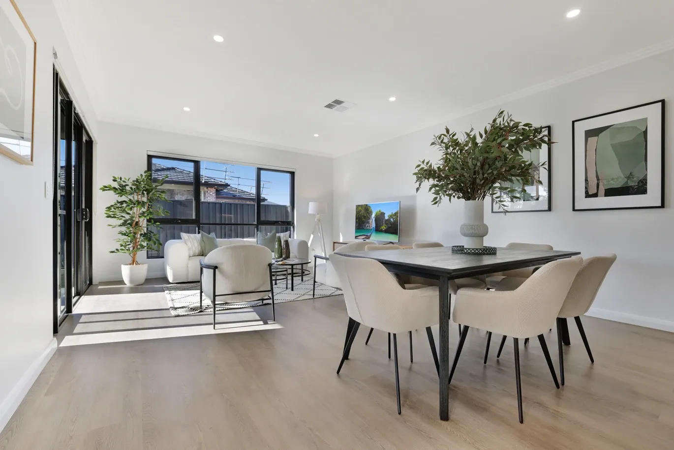 20 Jarvis Street — photo 3 of 11