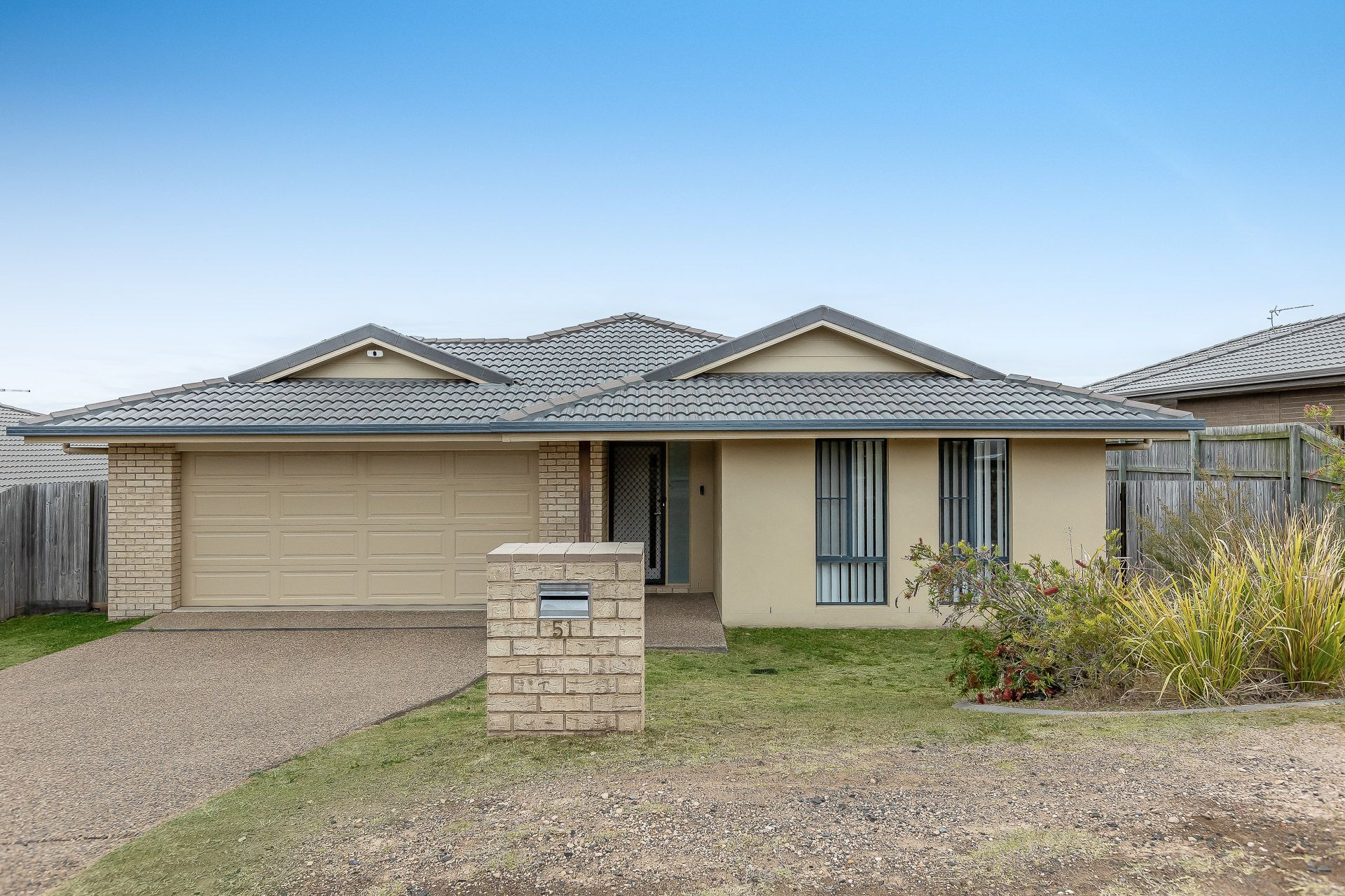 51 Kurrawa Crescent, Glenvale QLD 4350