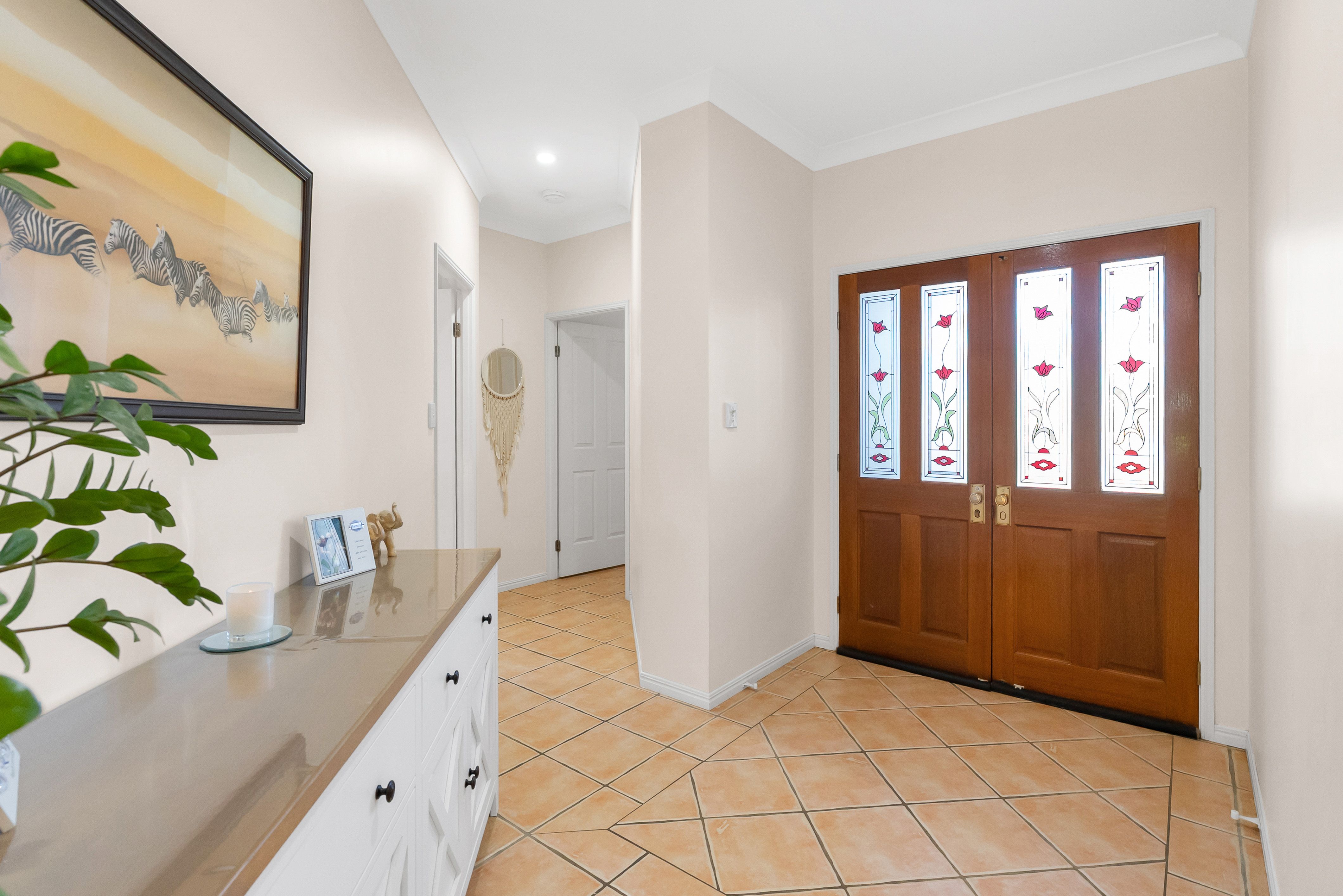 6 Swain Court — photo 7 of 30