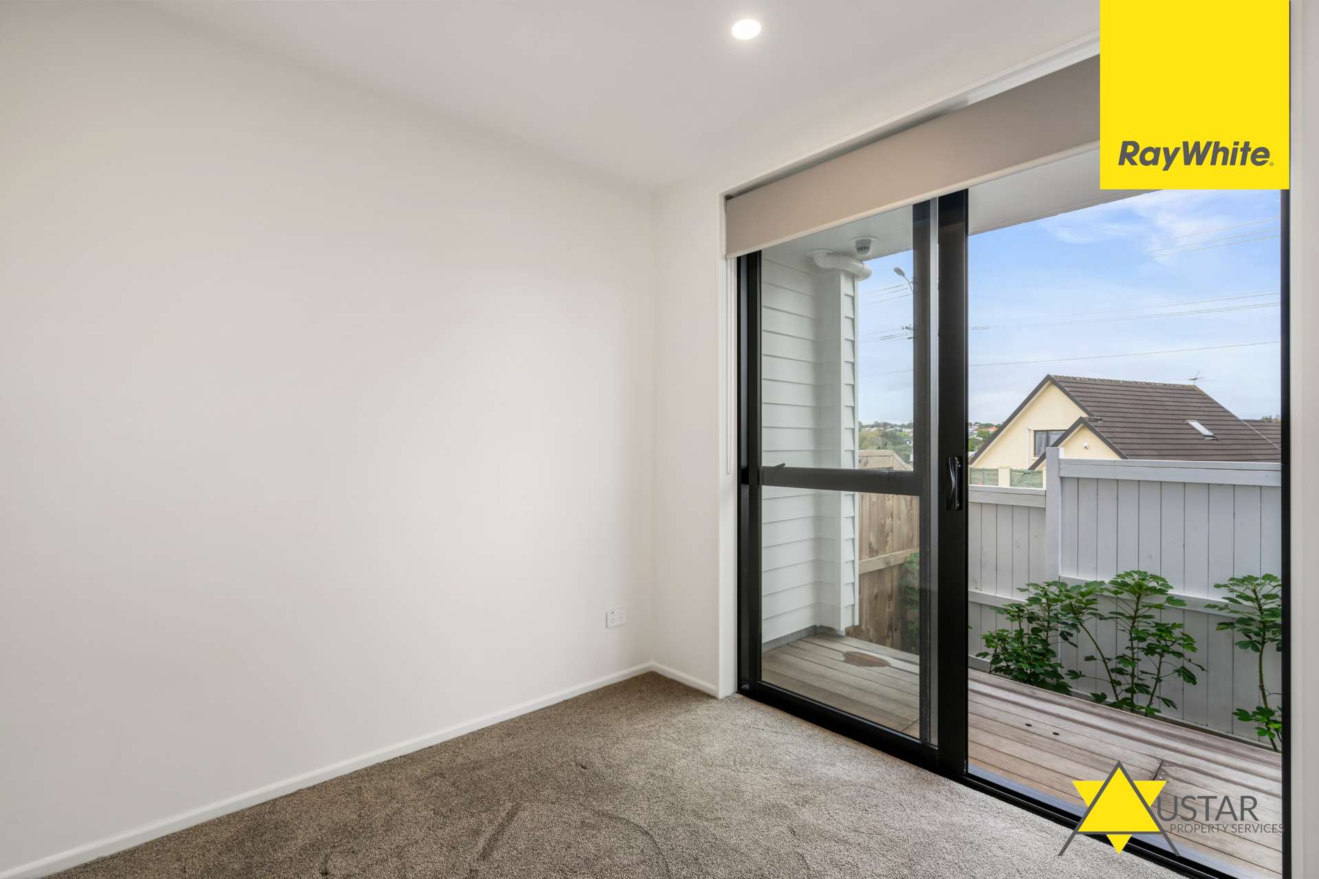 465B Blockhouse Bay Road photo 8