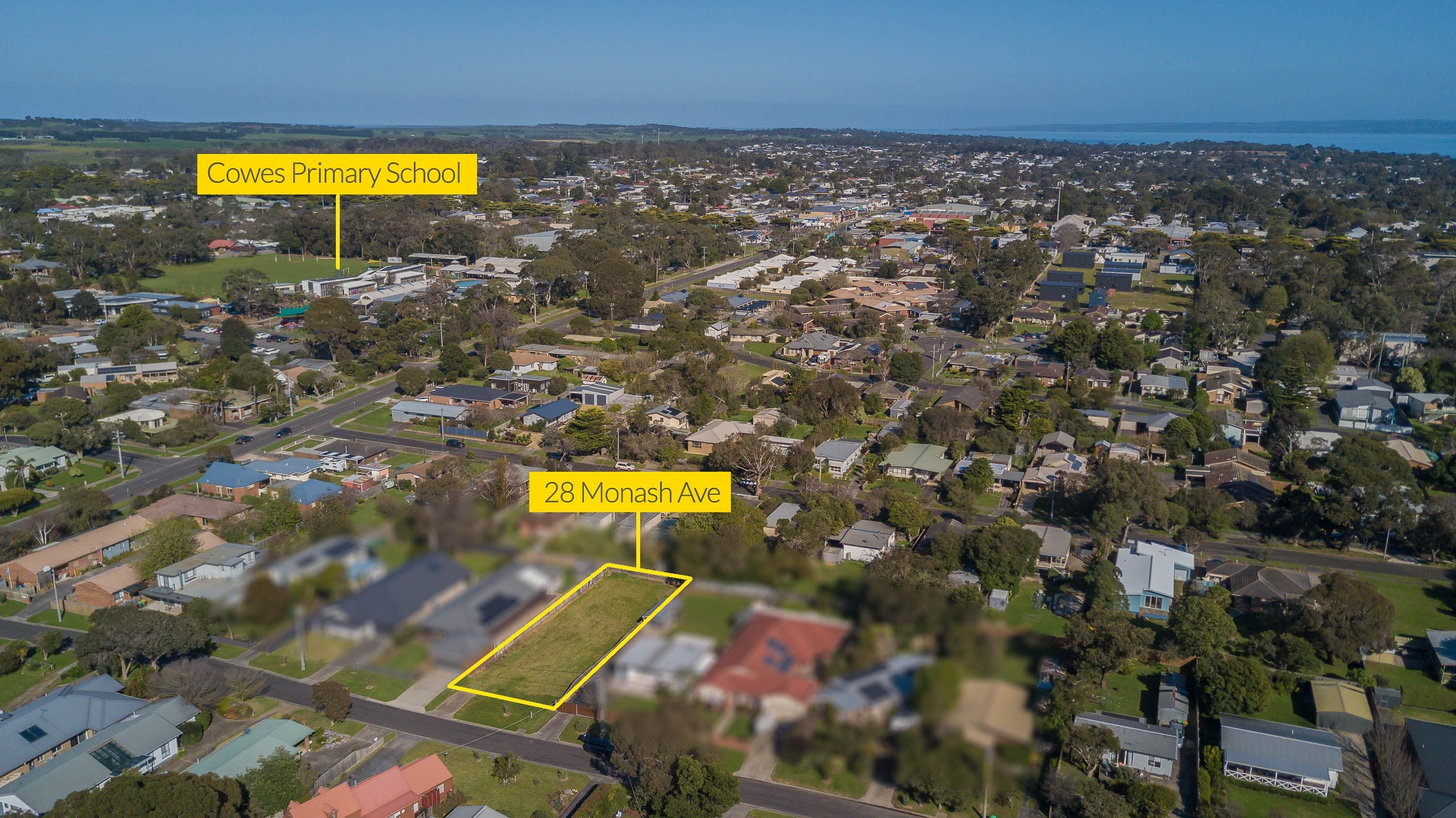 28 Monash Avenue — photo from Ray White Phillip Island