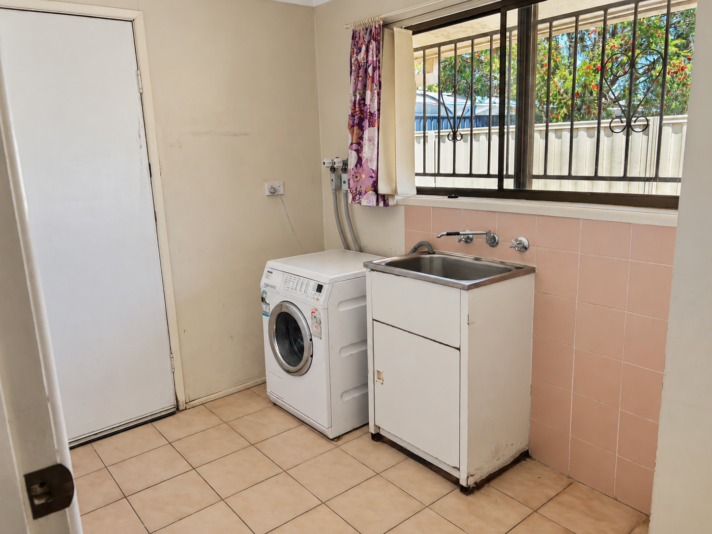 1/21 Woodsiana Street — photo 8 of 11