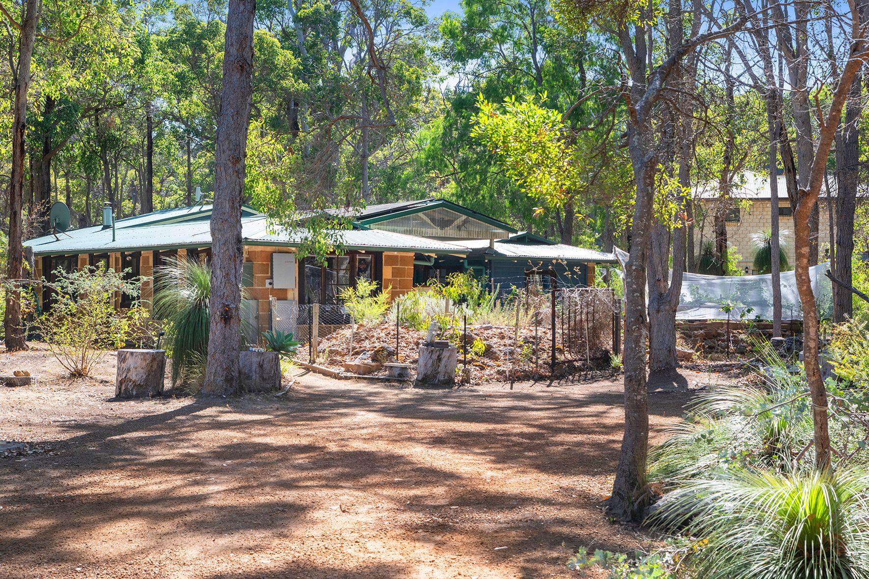 11 Sabina Drive, Molloy Island, WA 6290