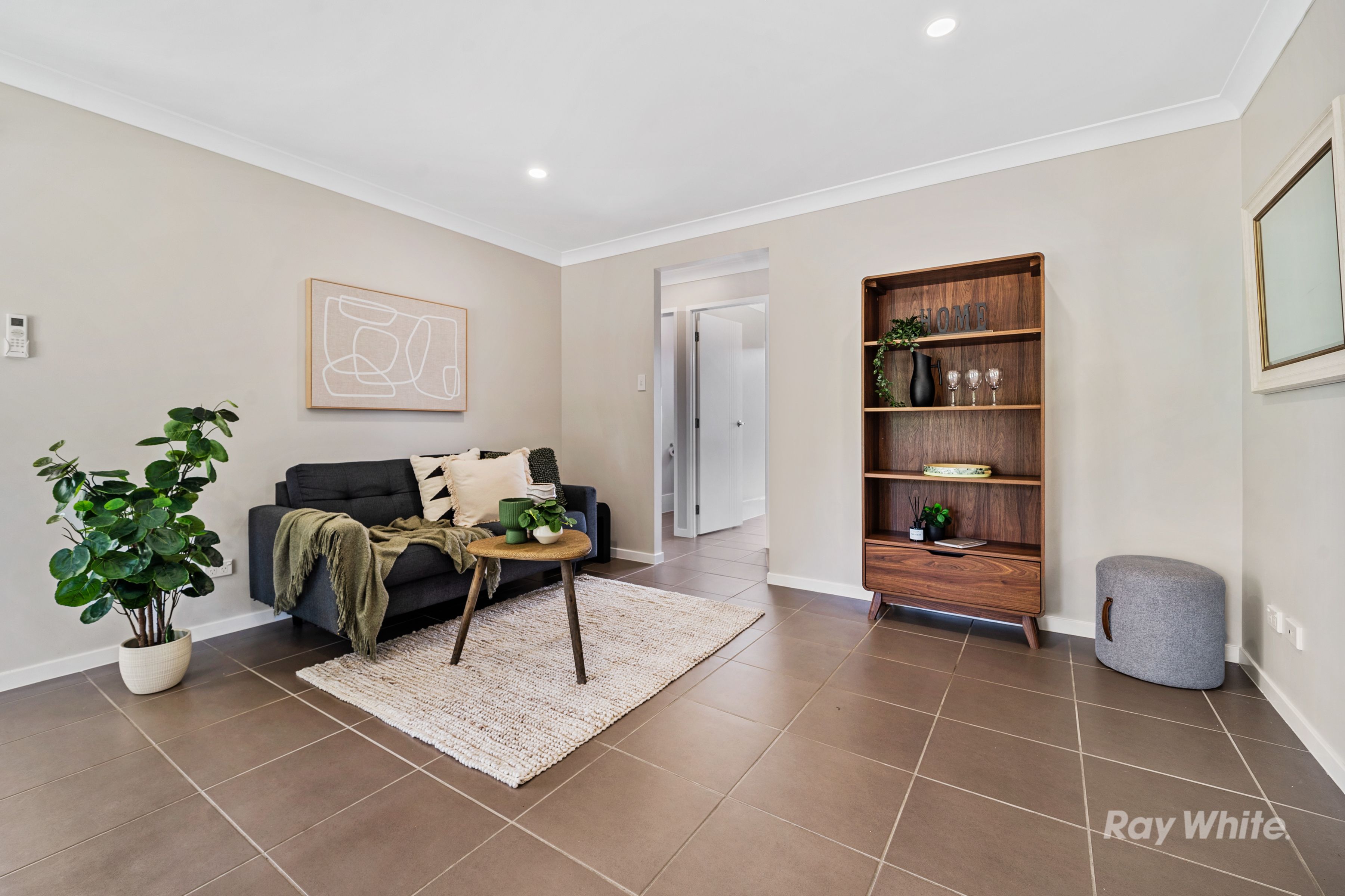 37 Daybreak Street — photo 9 of 20