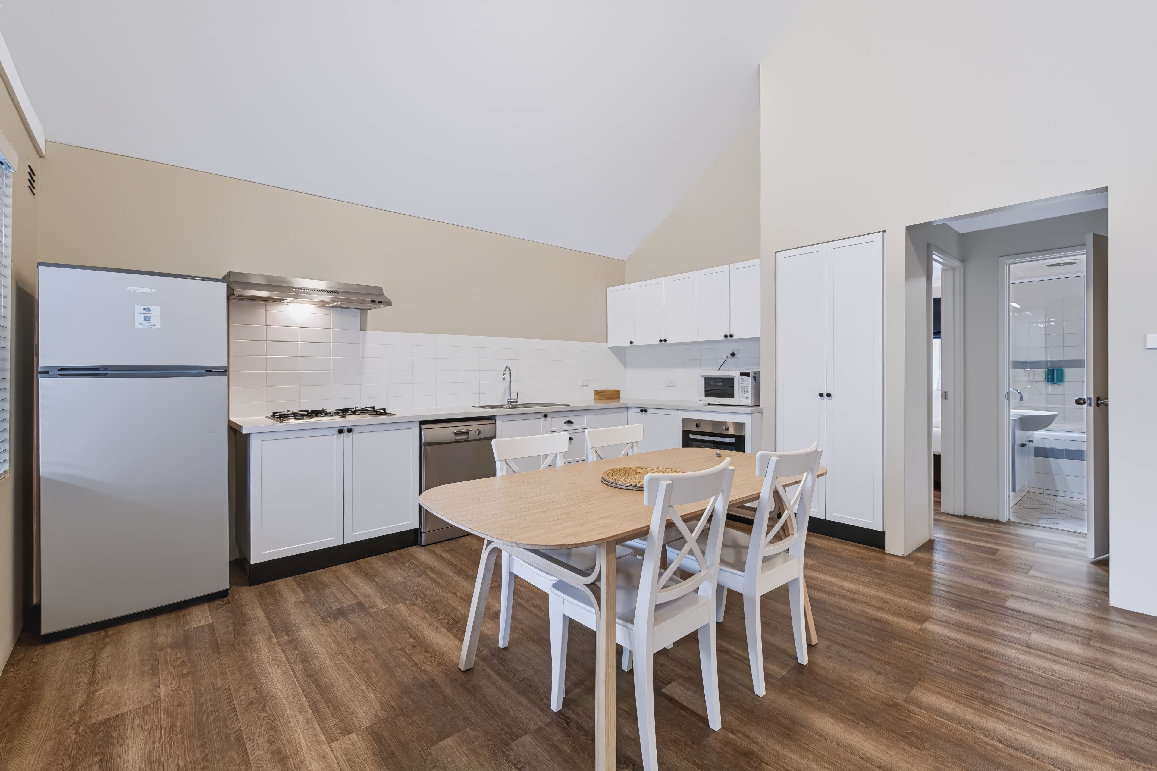 38/11 Holgate Road — photo 4 of 25