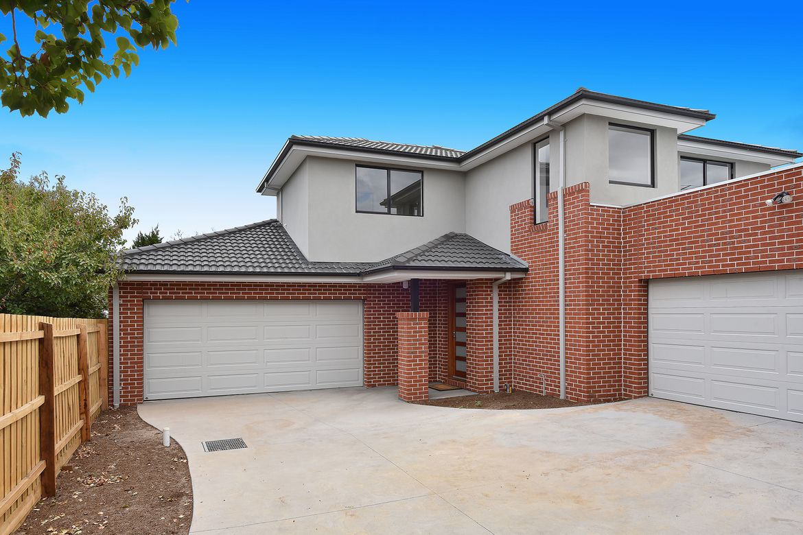 28 Renown Street, Burwood VIC 3125