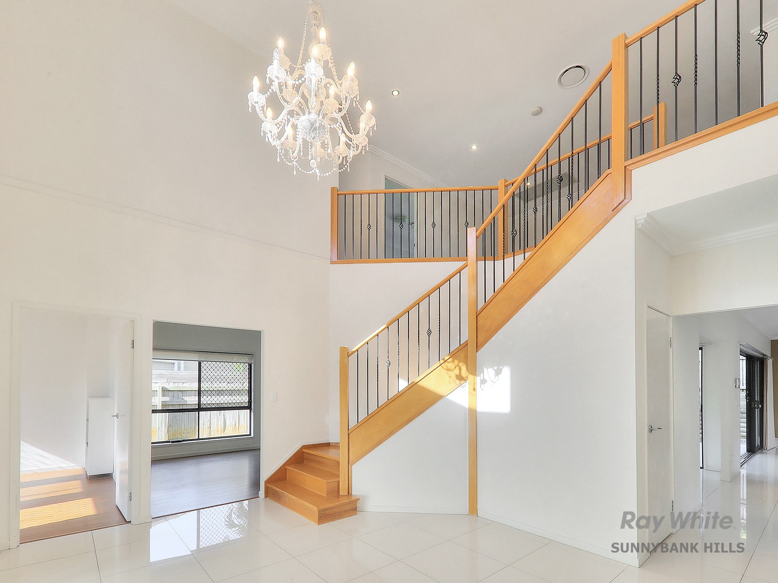 17 Southwalk Esplanade, Underwood, QLD 4119