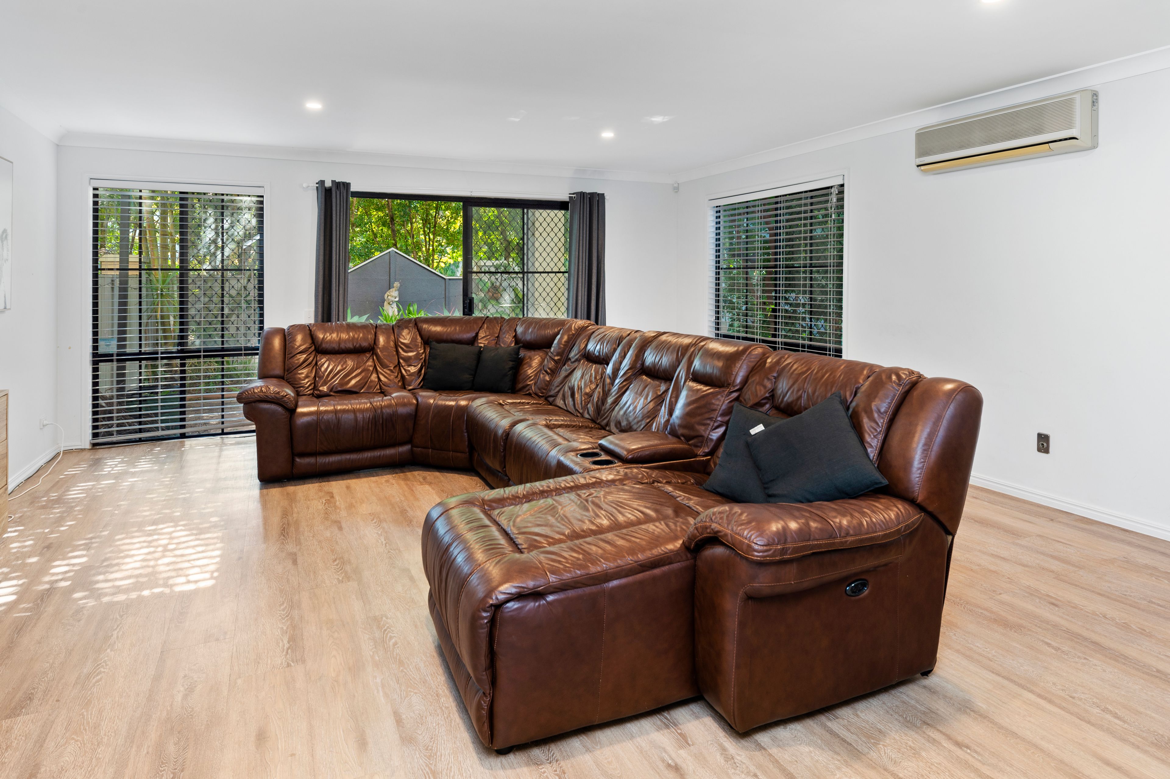 16/2-18 Beachcomber Court, Burleigh Waters, QLD 4220