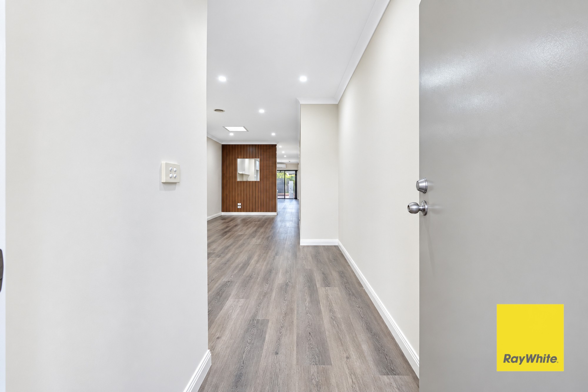 2/7 Yale Court, Truganina, VIC 3029