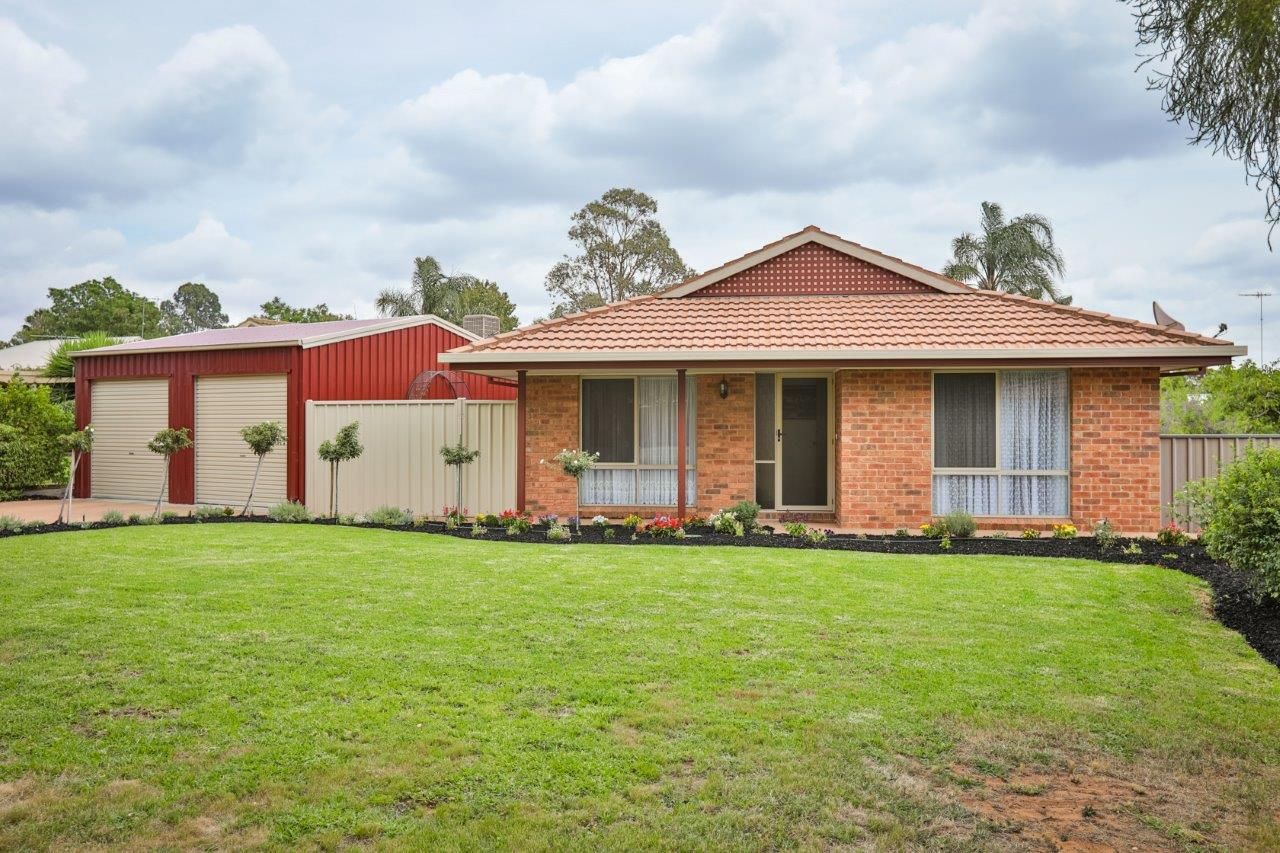 17 Helen Court, Mildura VIC 3500