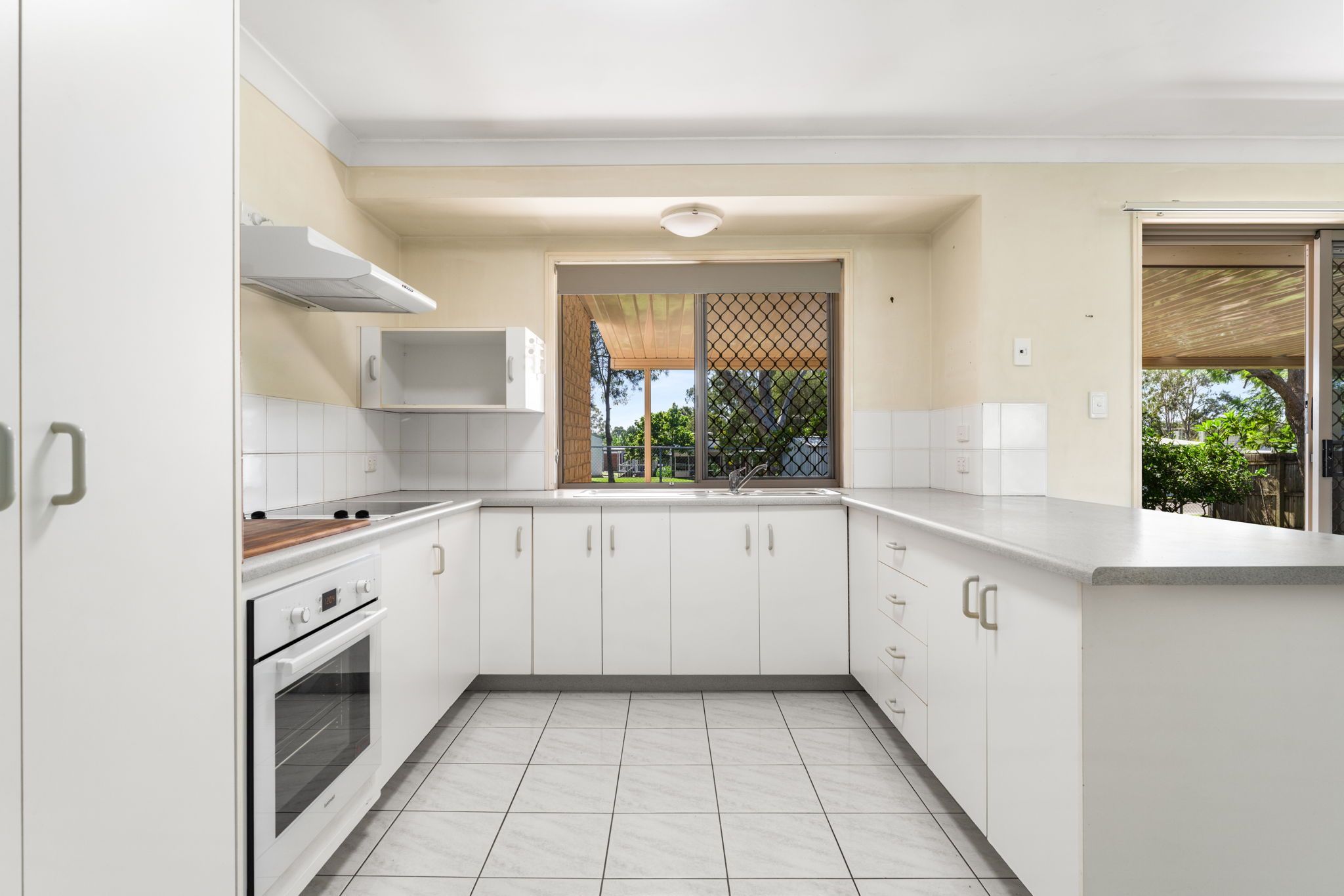 10 Kate Avenue, Deception Bay, QLD 4508