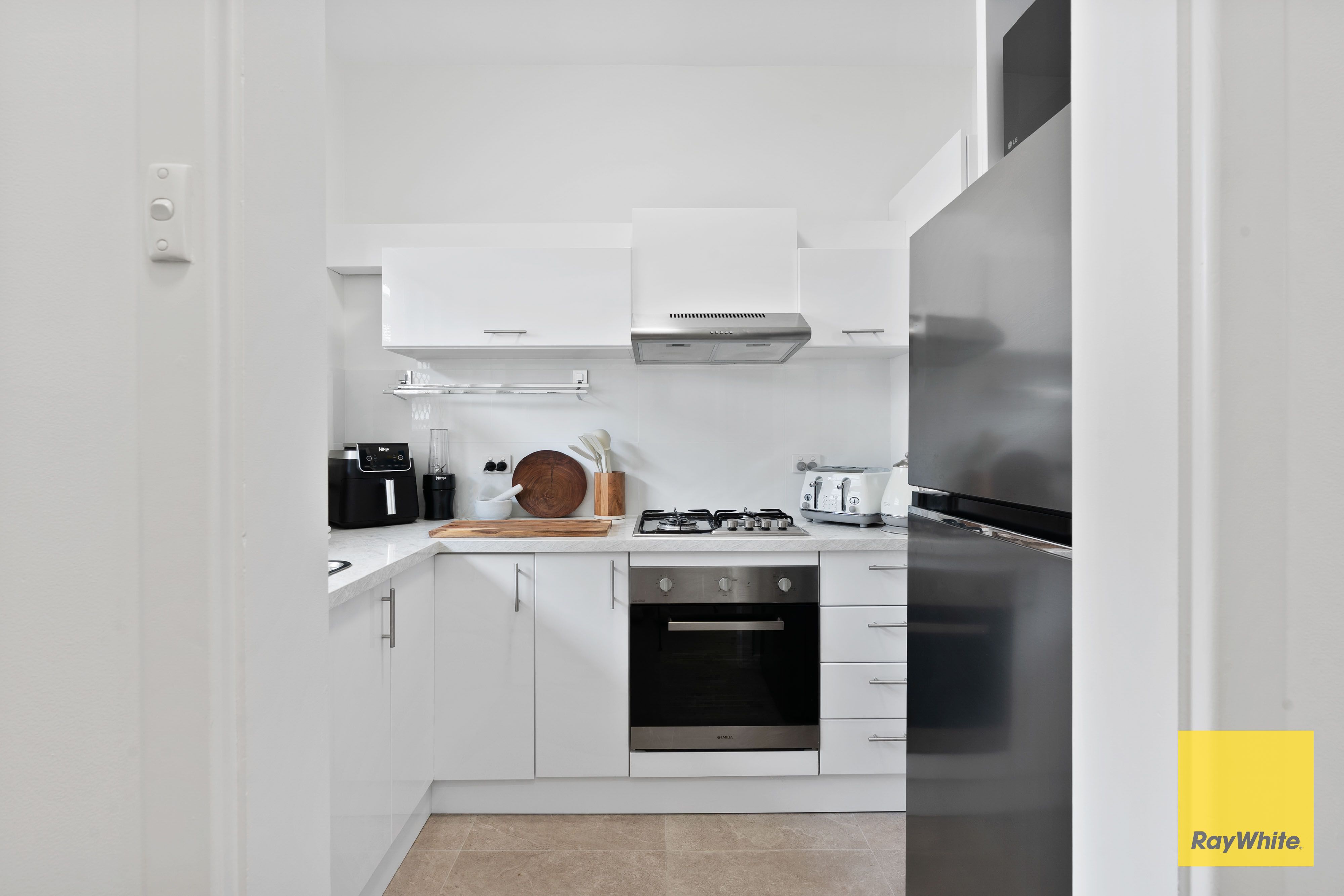 18/122 Terrace Road — photo 4 of 20