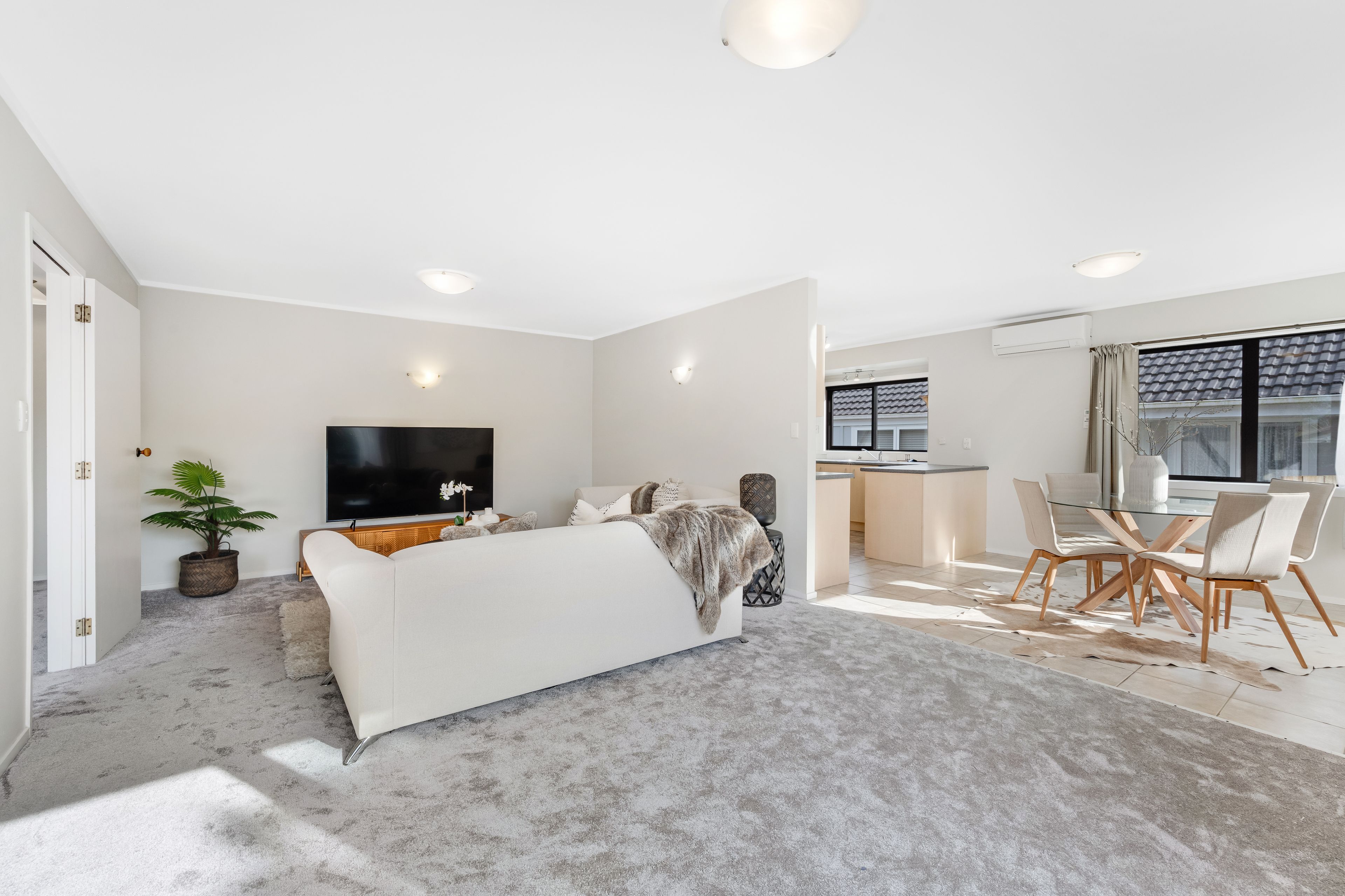 1/133 Botany Road, Botany Downs, Manukau City