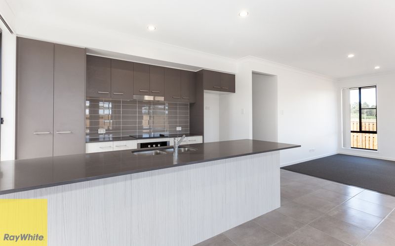 105 Fountain Street, Pimpama, QLD 4209