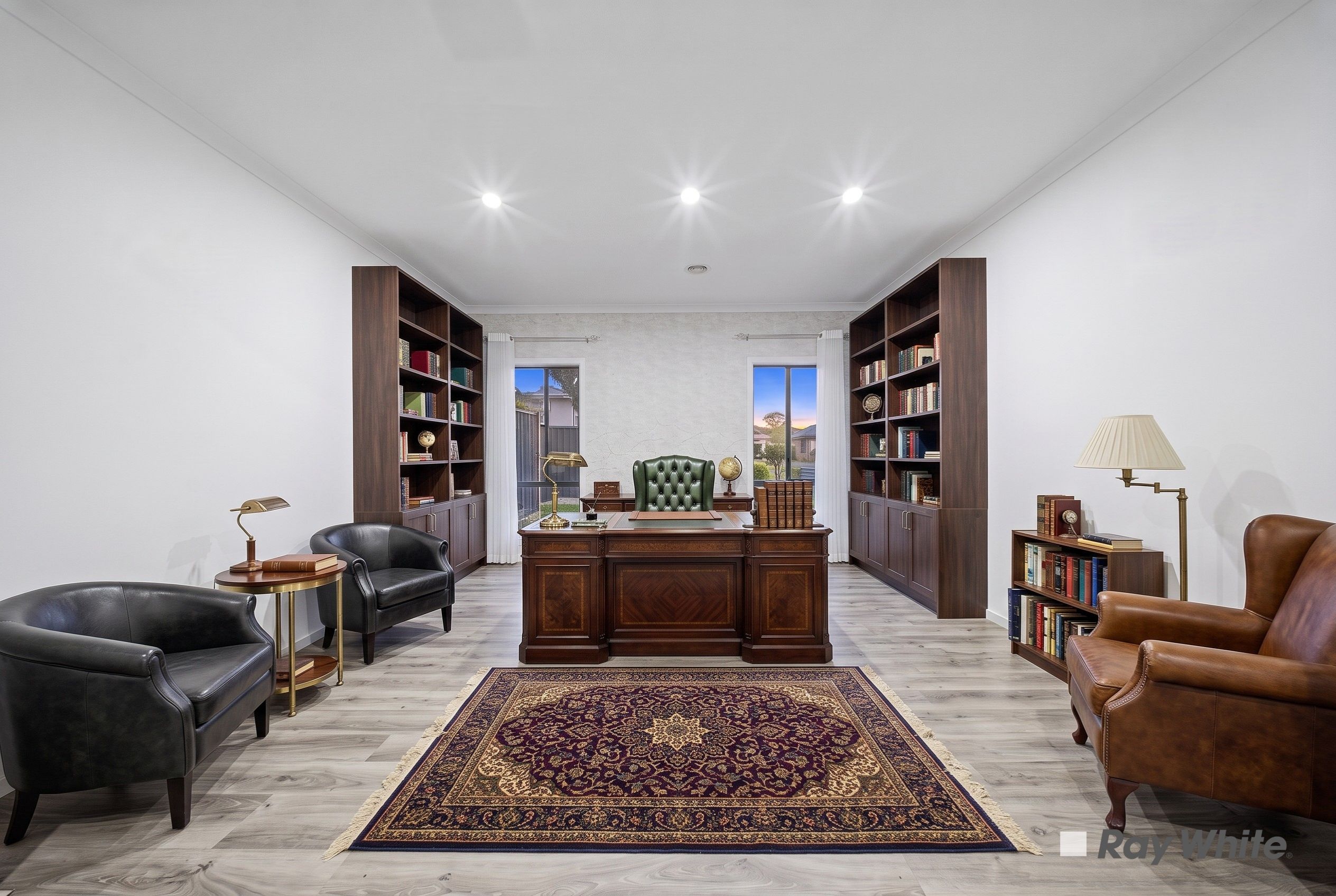 8 Hammersmith Way — photo 13 of 30