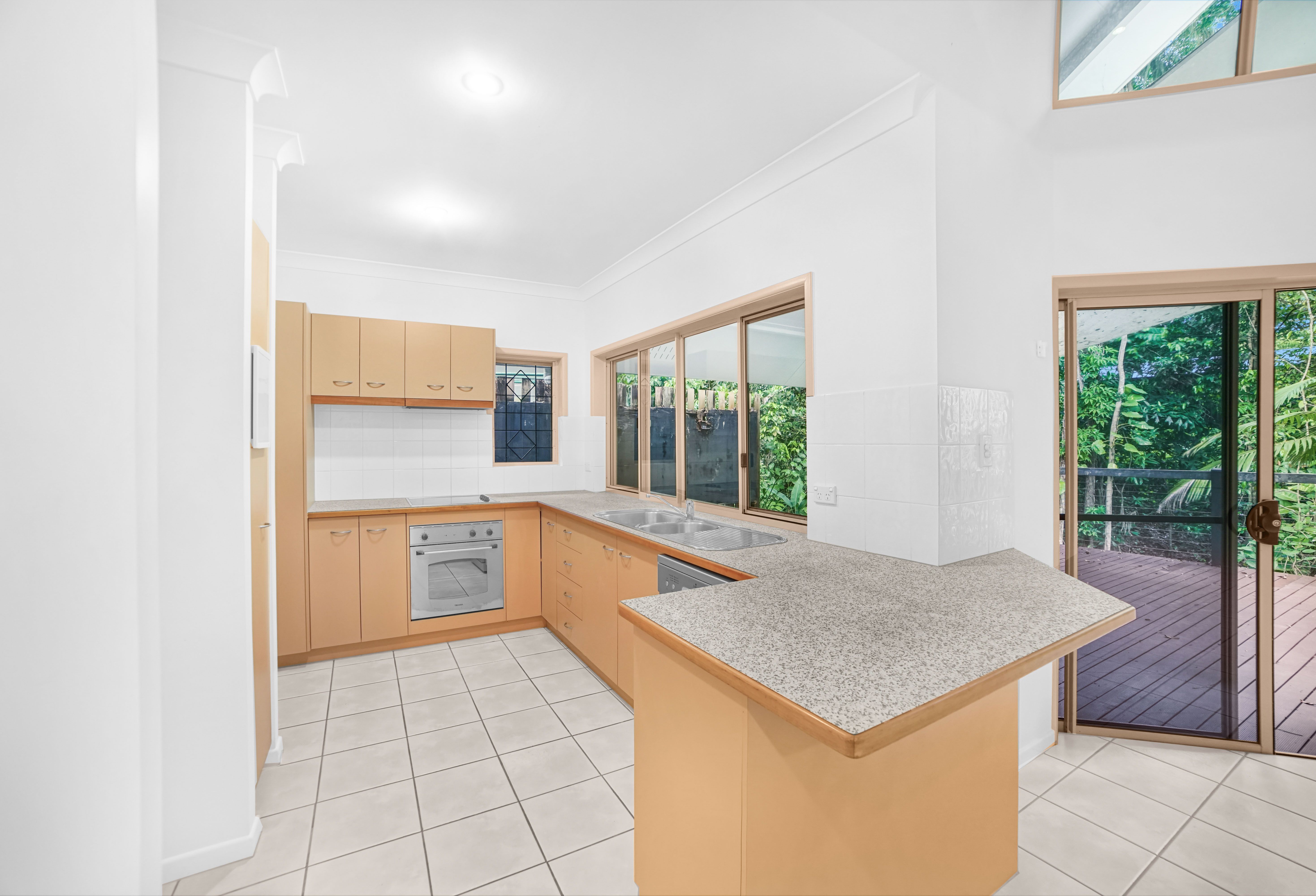 3/12 Murchison Street — photo 4 of 11