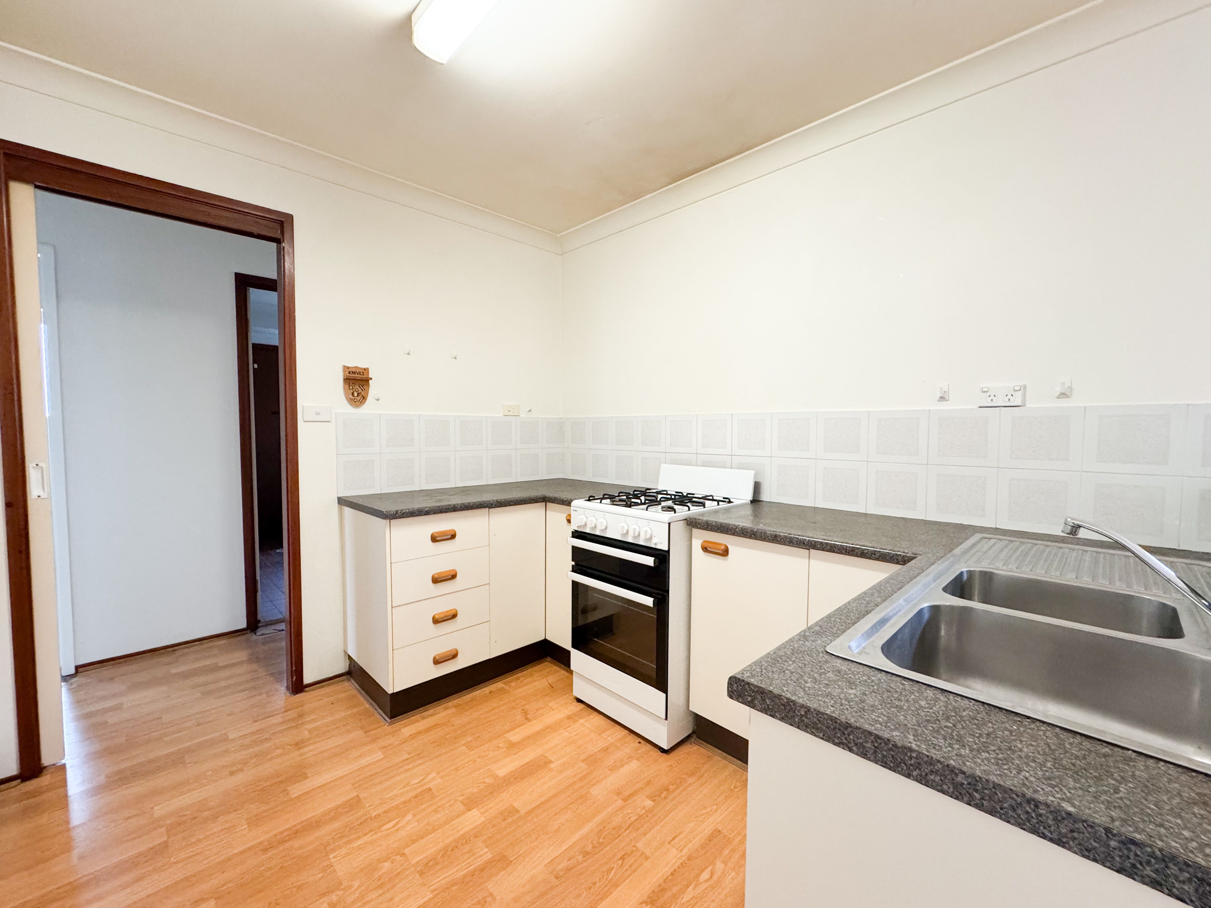 6 Mackenzie Avenue, Glenmore Park, NSW