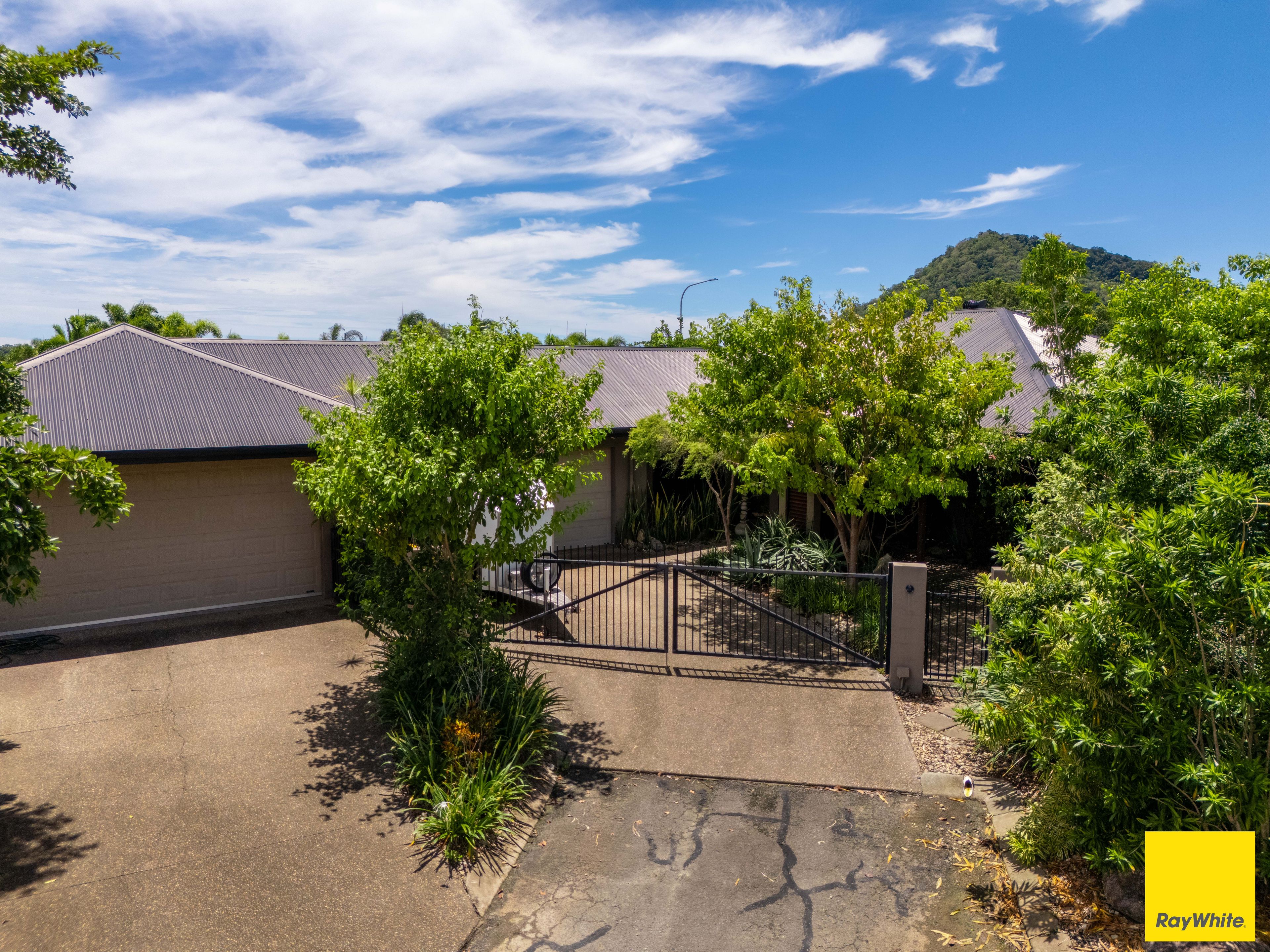 14 Teewah Close, Kewarra Beach, QLD 4879