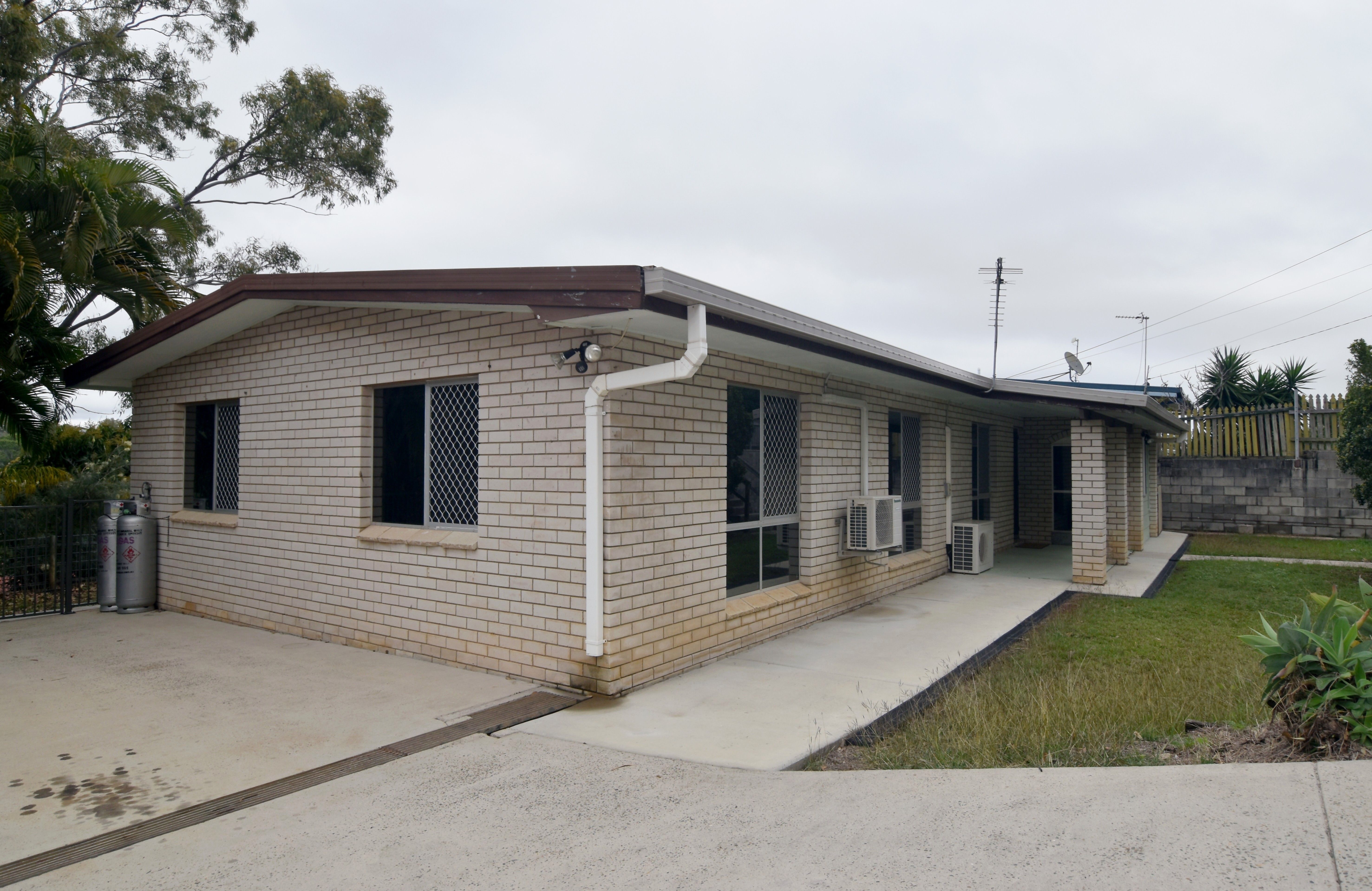 17 Hunter Street, West Gladstone, QLD 4680