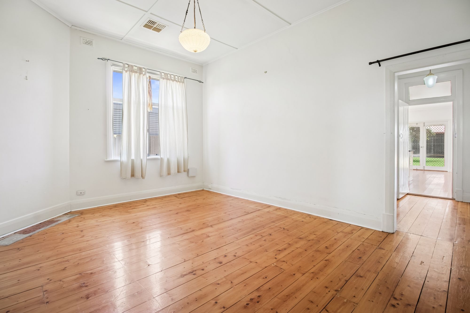 25 Rowell Crescent, West Croydon, SA 5008