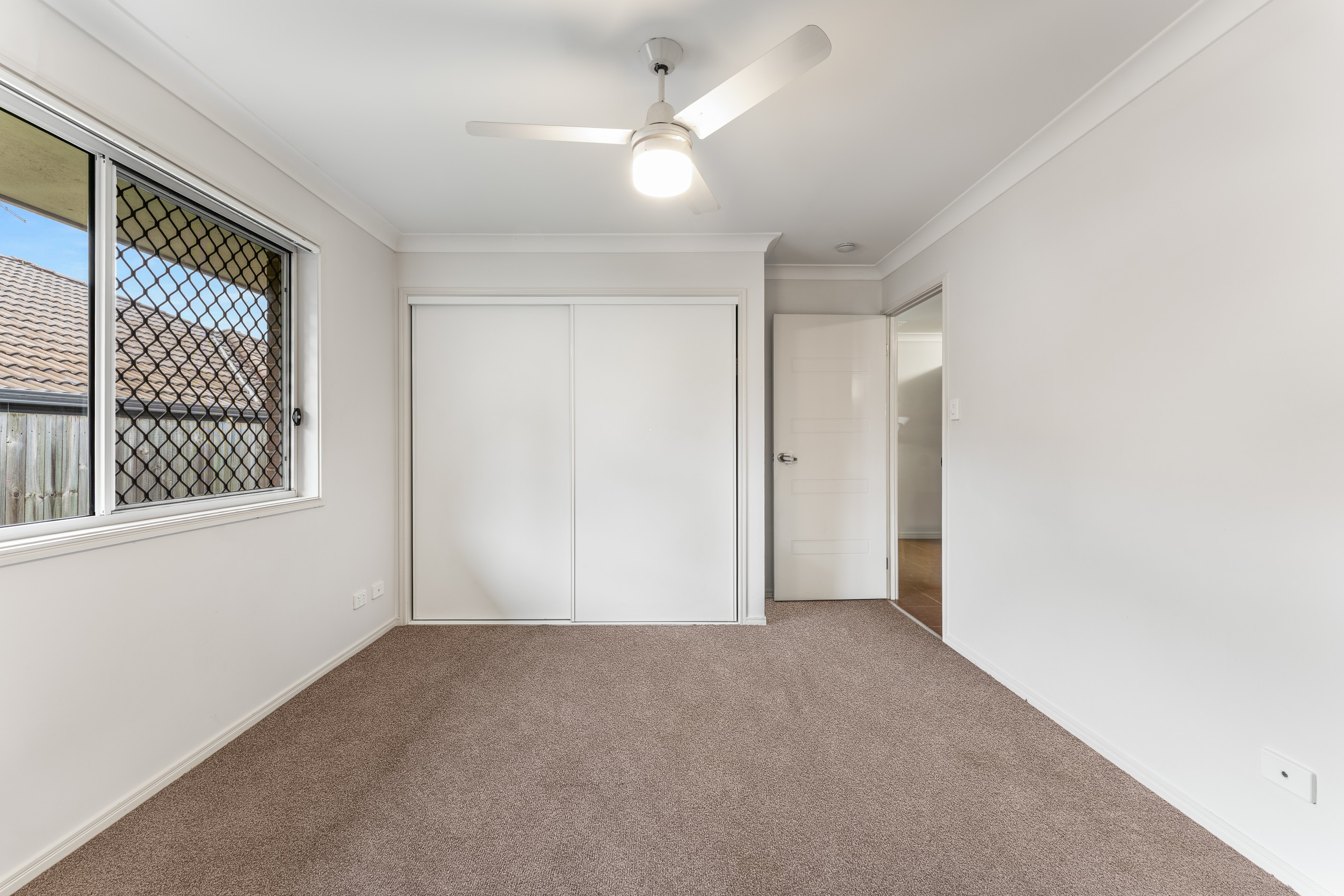 2/94 Logan Reserve Road, Waterford West, QLD 4133