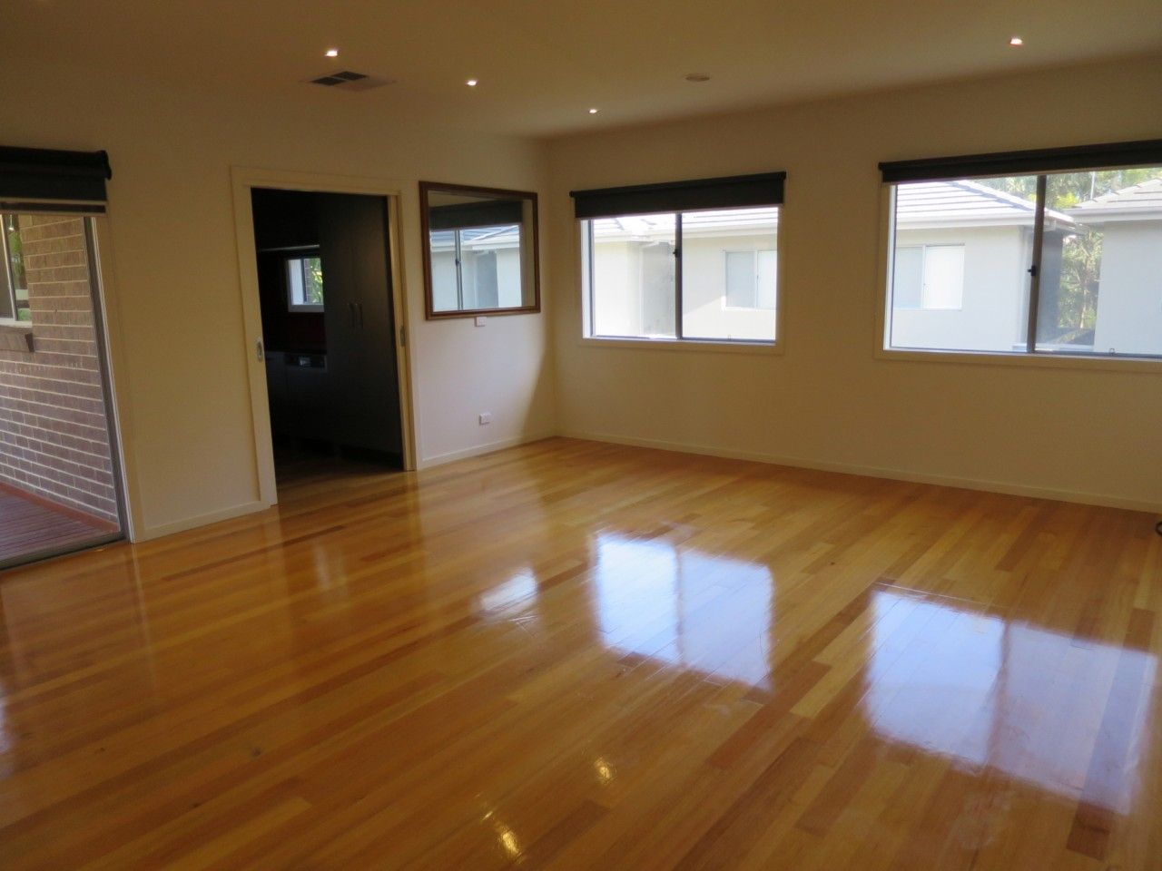 2/18 Cabena Crescent, Chadstone, VIC 3148