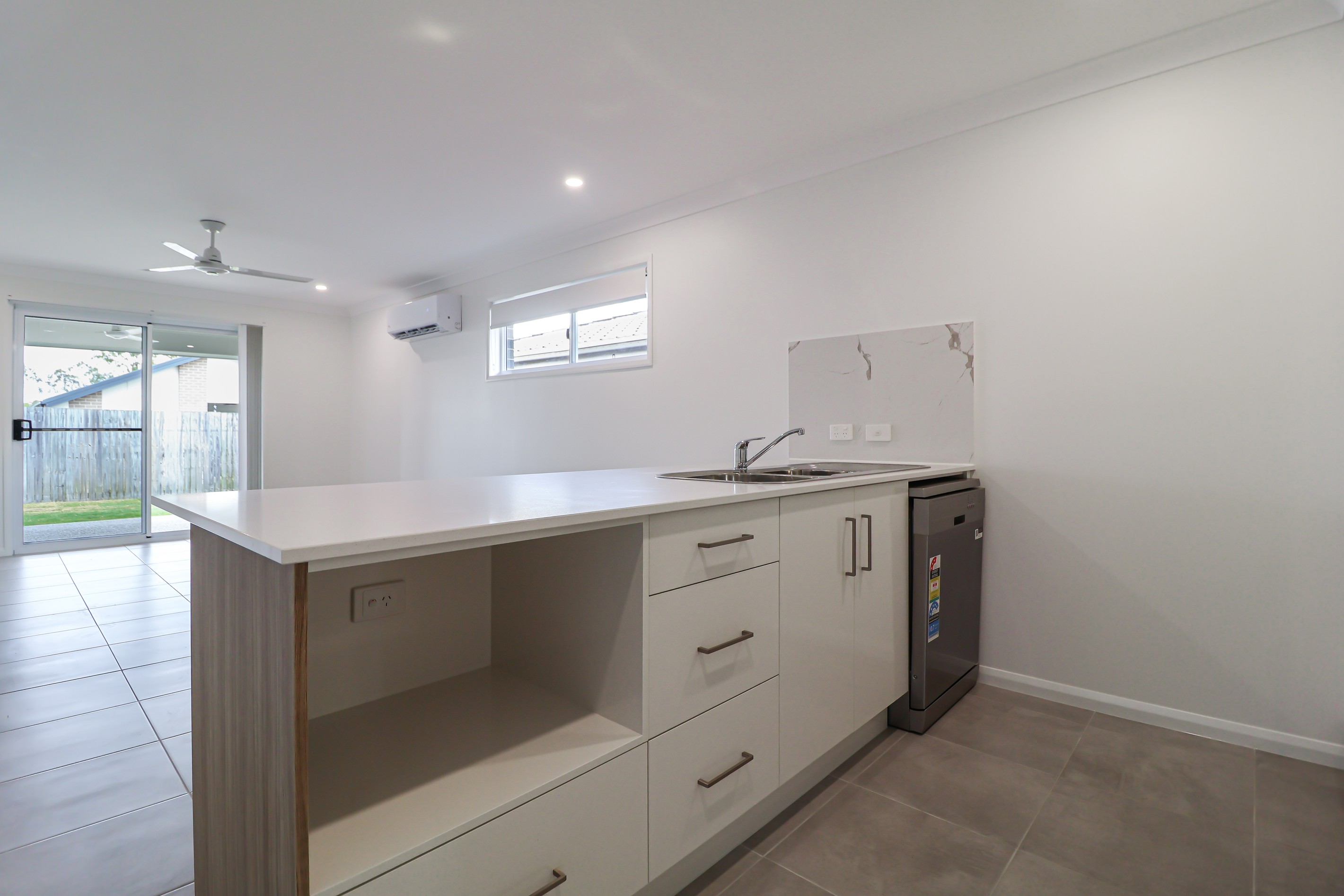 25 Seagull Boulevard, Kirkwood, QLD 4680