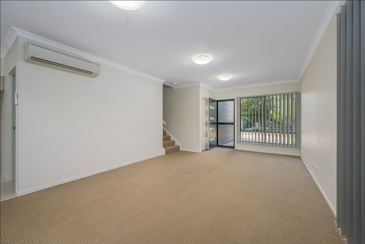 13/2 Ringuet Close, Glen Eden, QLD 4680