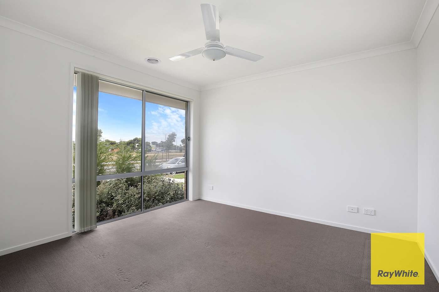 11 Westonbury Drive, Truganina, VIC 3029