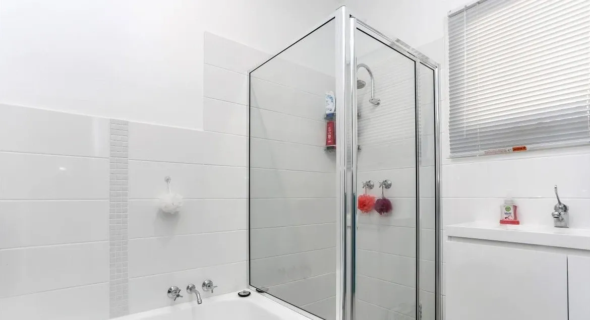 12 Bridport Street — photo 9 of 10
