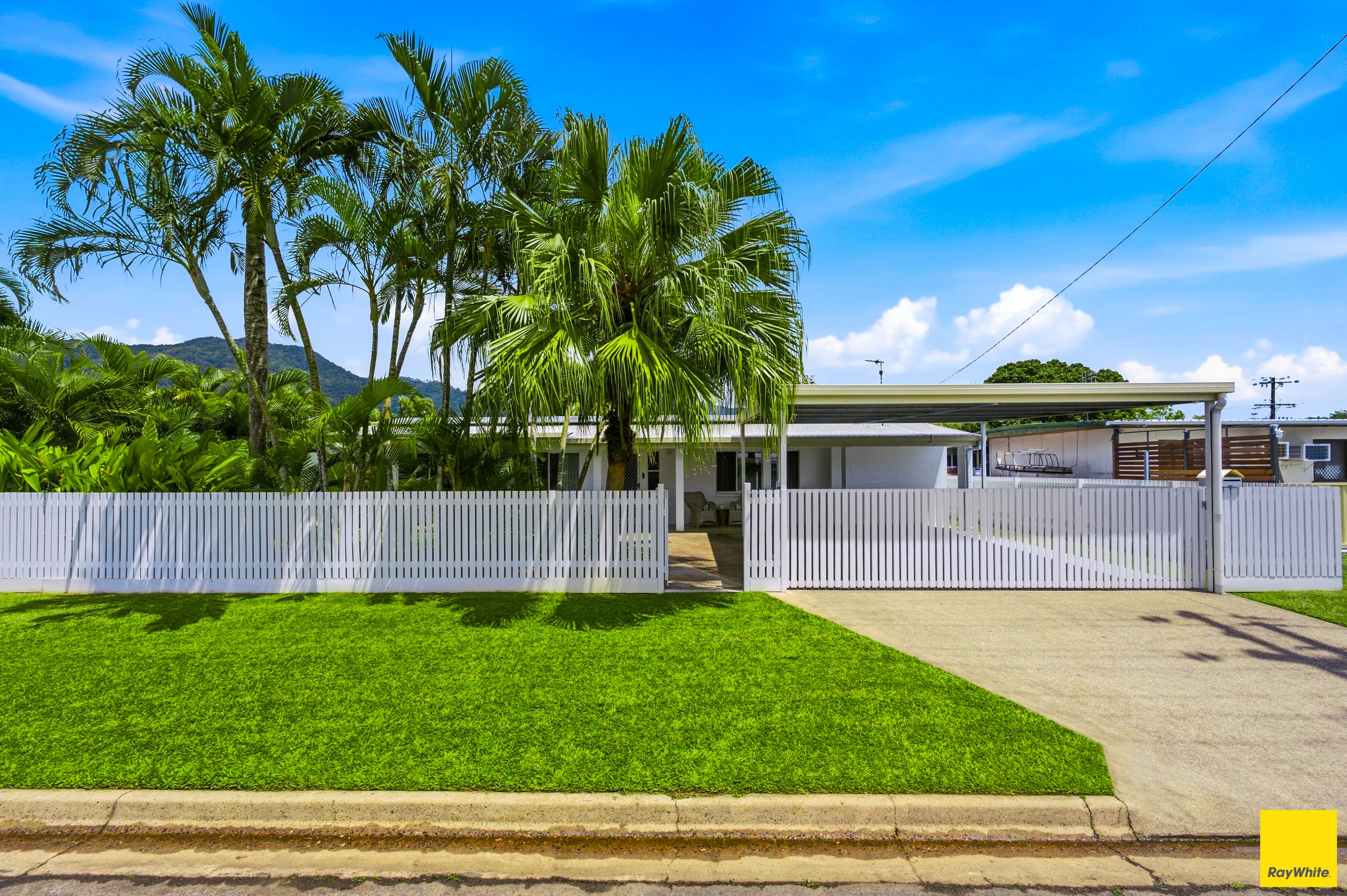 35 Mulligan Street, Manoora, QLD 4870