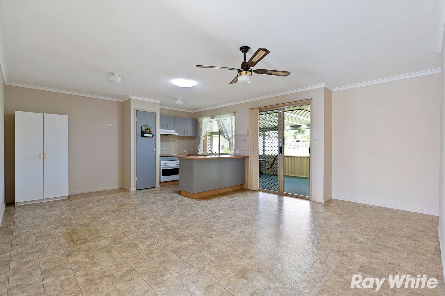 42 Philip Street, Howard, QLD 4659