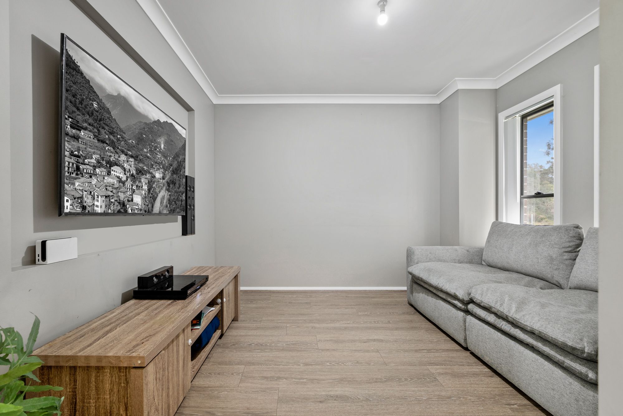 51 Cartwright Crescent, Airds, NSW 2560