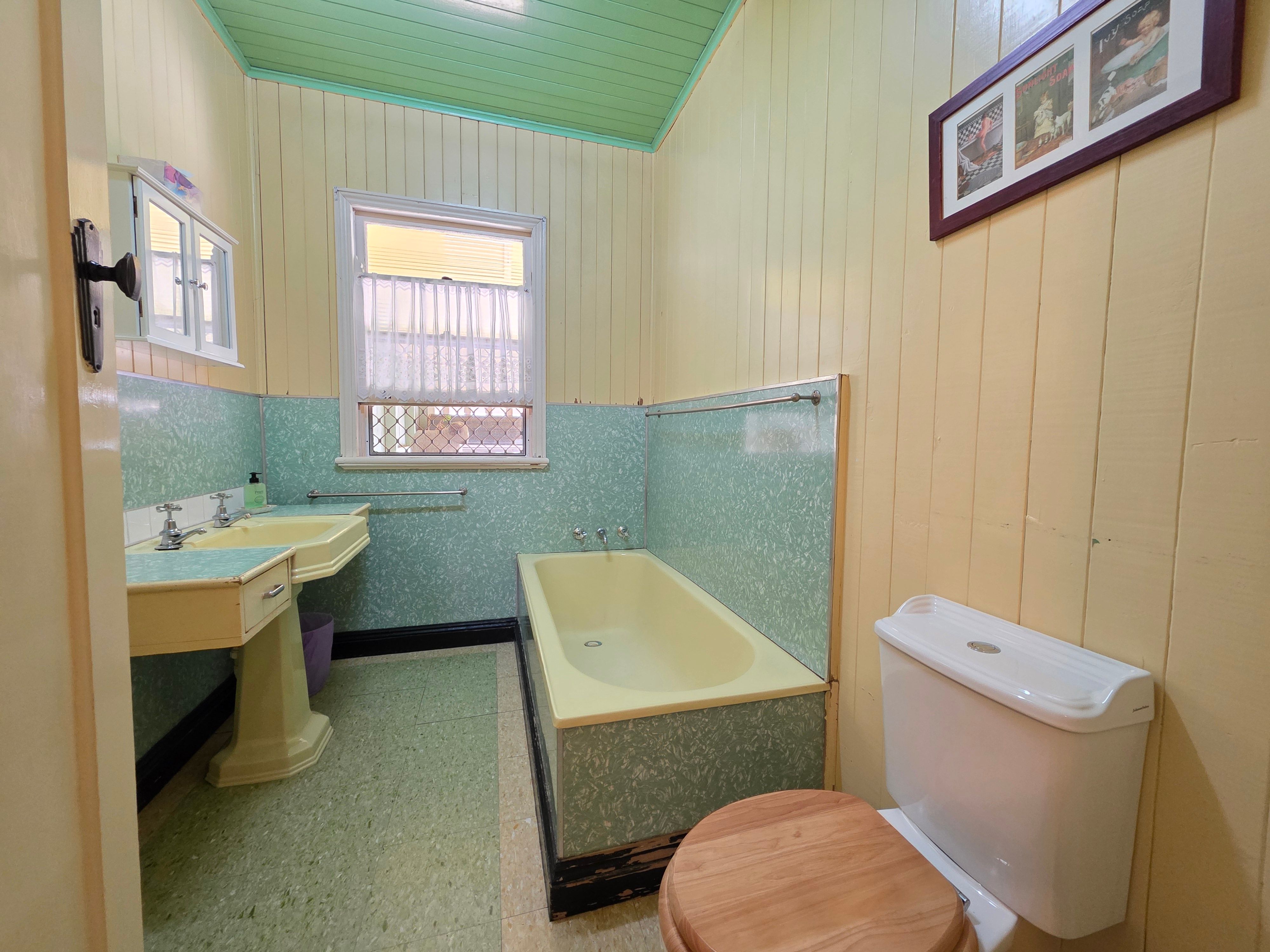 14 Emu Creek Road — photo 13 of 19