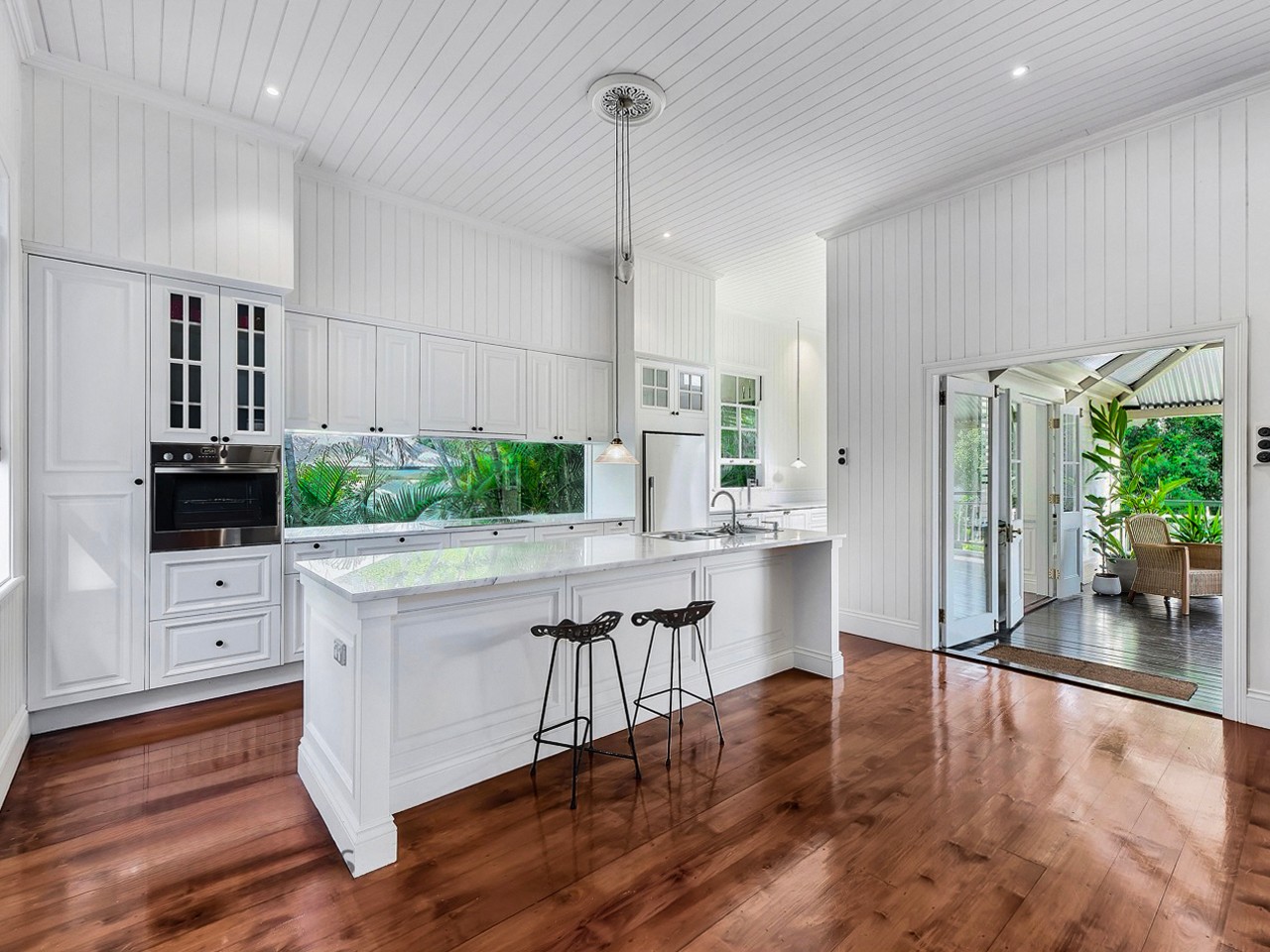 15 Jackson Street, Indooroopilly, QLD 4068