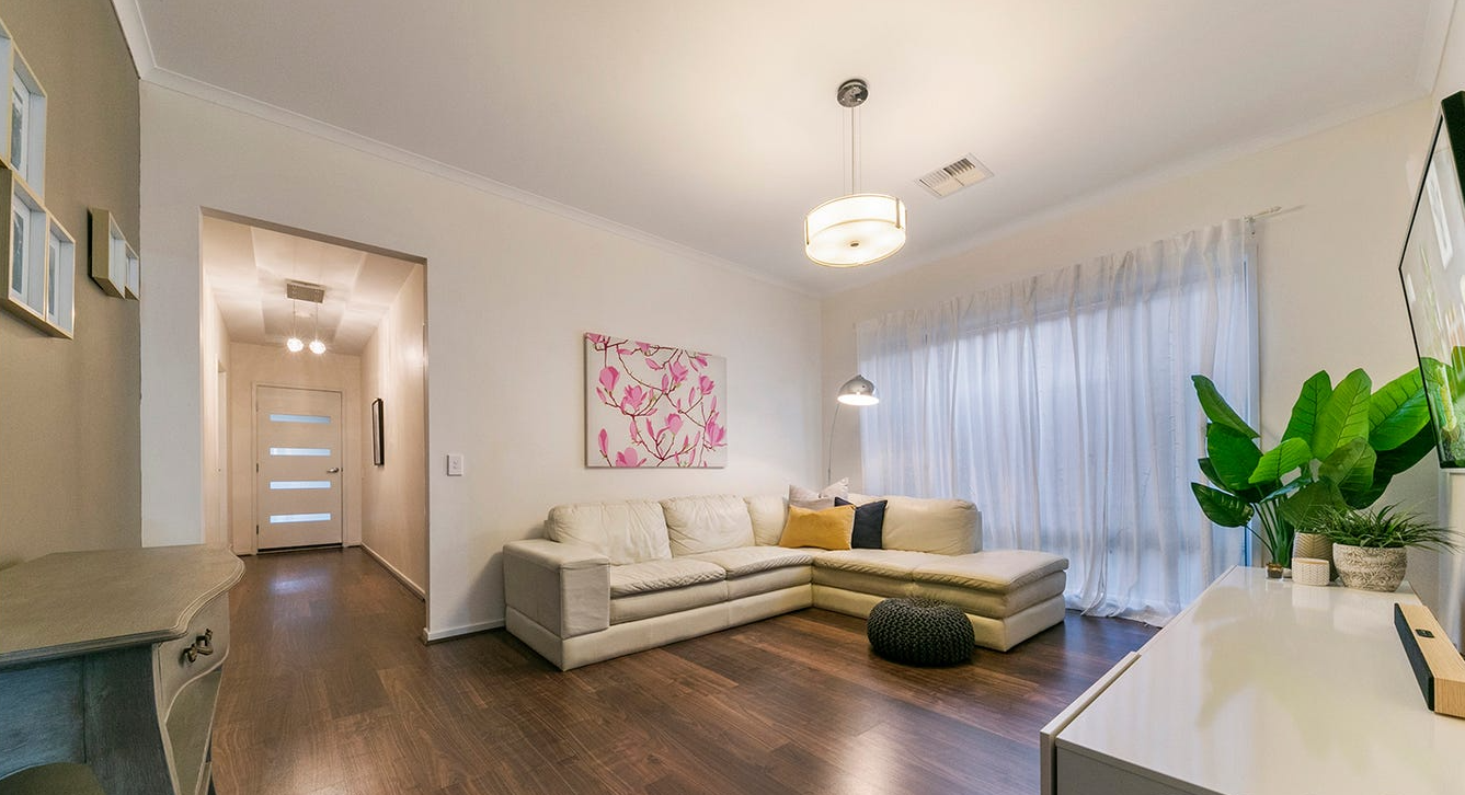 55 Tracey Avenue — photo 3 of 28