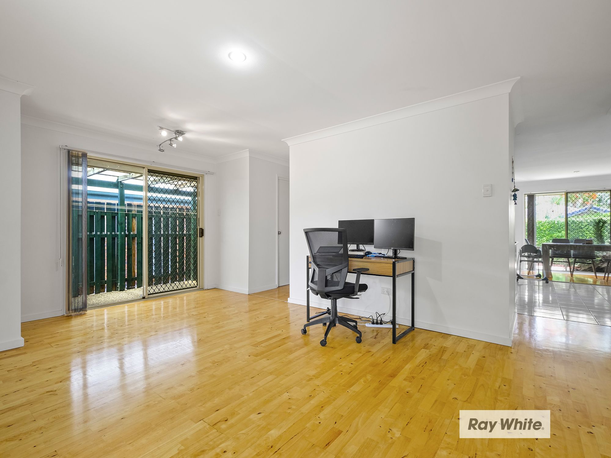 5 Banksia Circuit, Forest Lake, QLD 4078