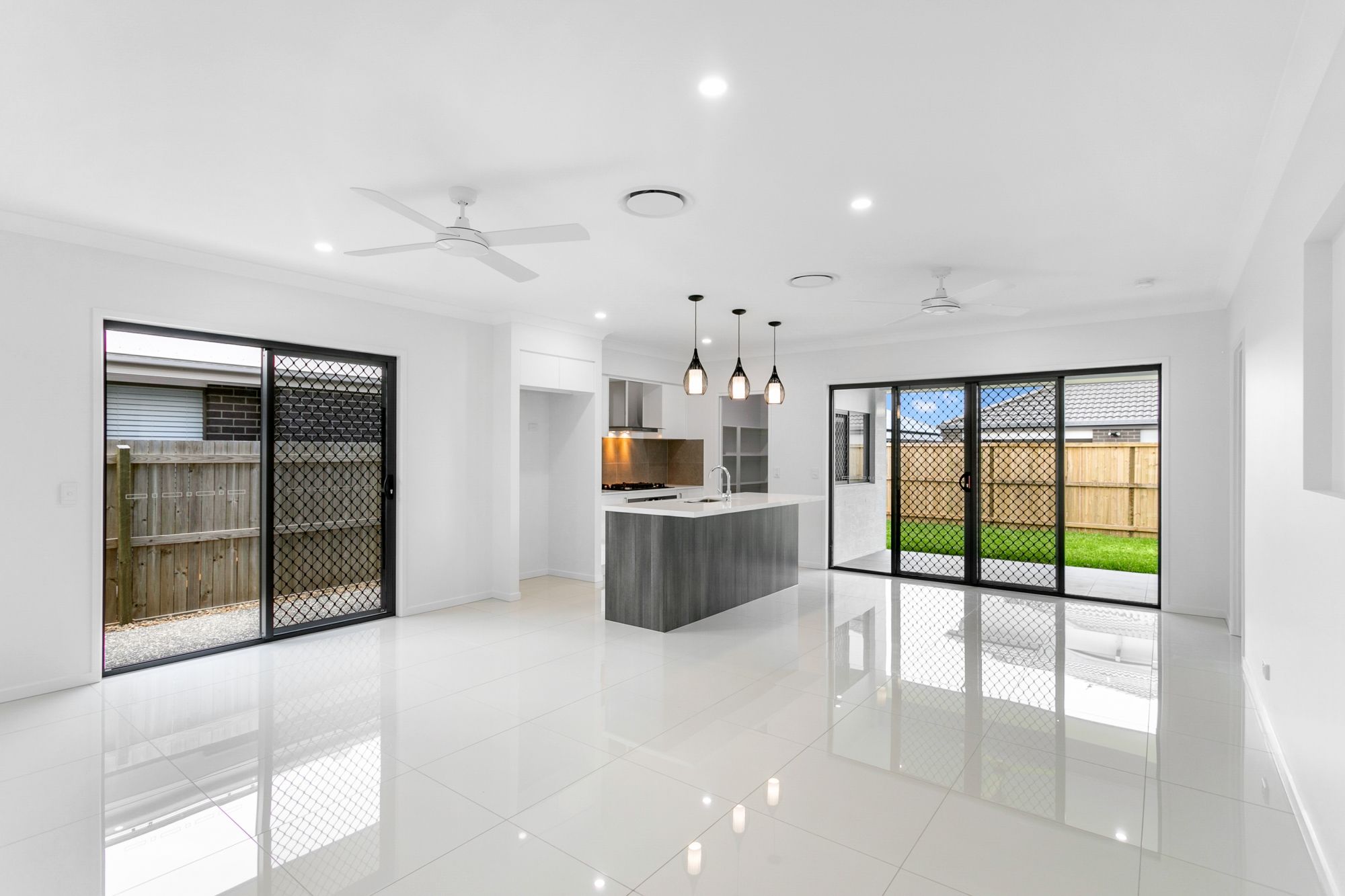 24 Stafford Street — photo 3 of 11