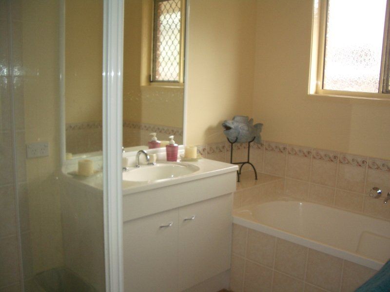 4 Pyrenees Street, Carseldine, QLD 4034