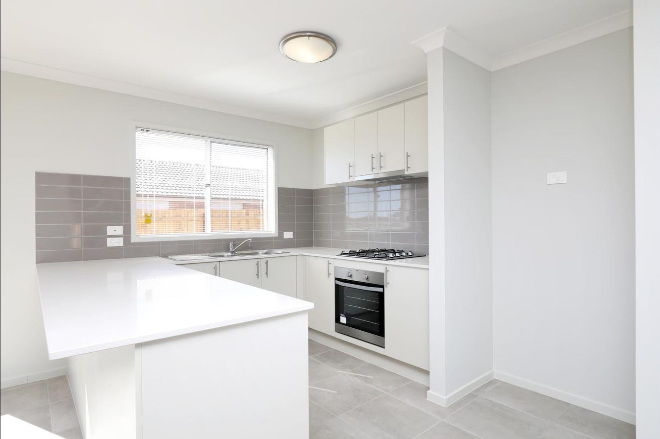 24 Hilda Drive, Brookfield, VIC 3338